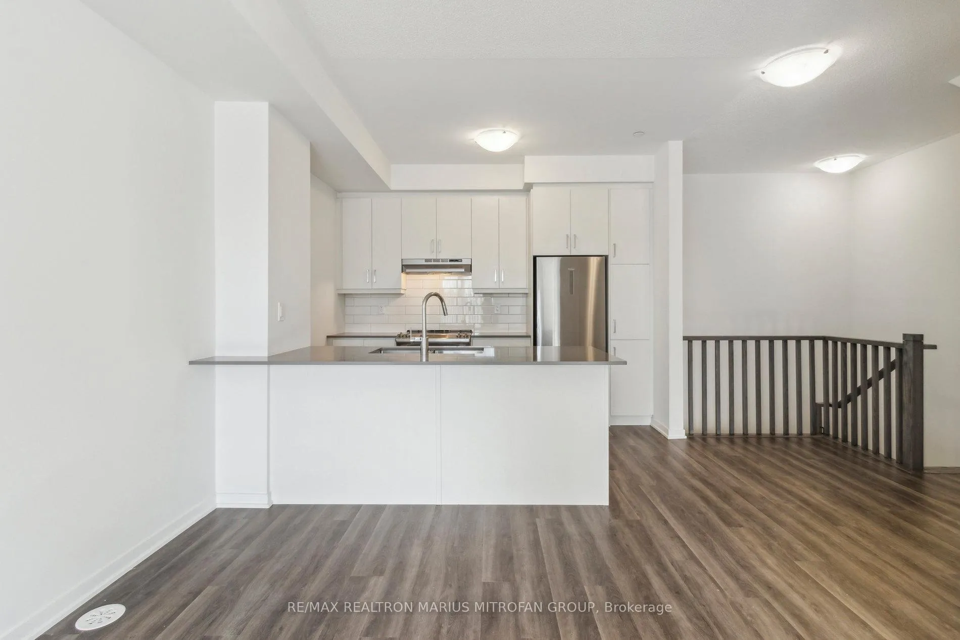 Photo 13 of Unit TH 321, 130 Honeycrisp Crescent, Vaughan, Vaughan Corporate Centre — HOMEH
