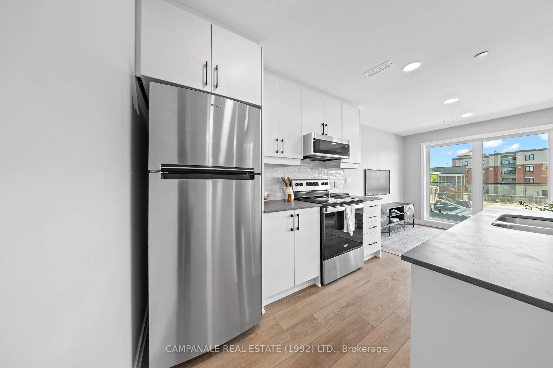 Photo 5 of 4 Modugno Avenue, Ottawa, Barrhaven - Longfields — HOMEH