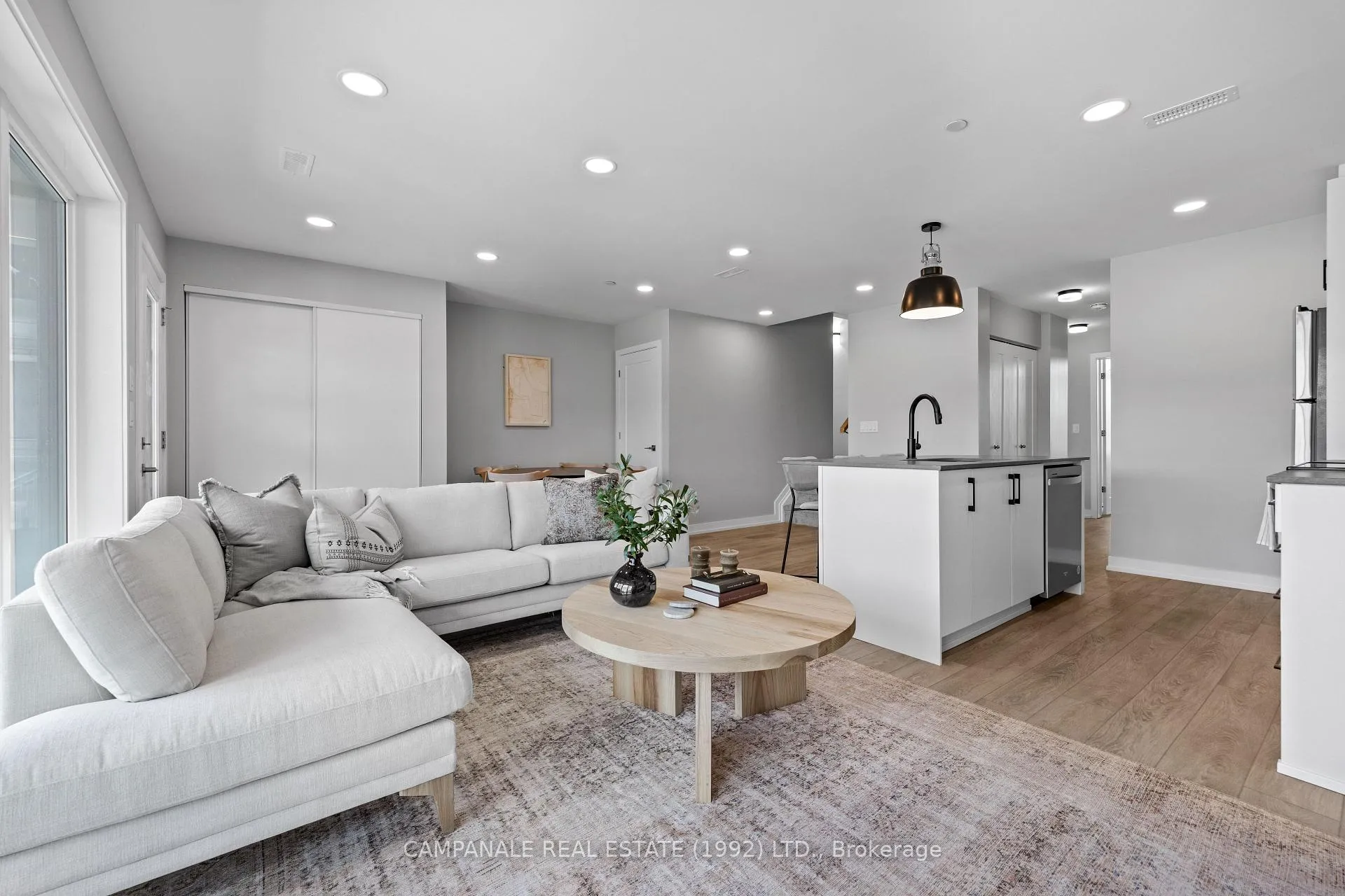 Photo 9 of 4 Modugno Avenue, Ottawa, Barrhaven - Longfields — HOMEH