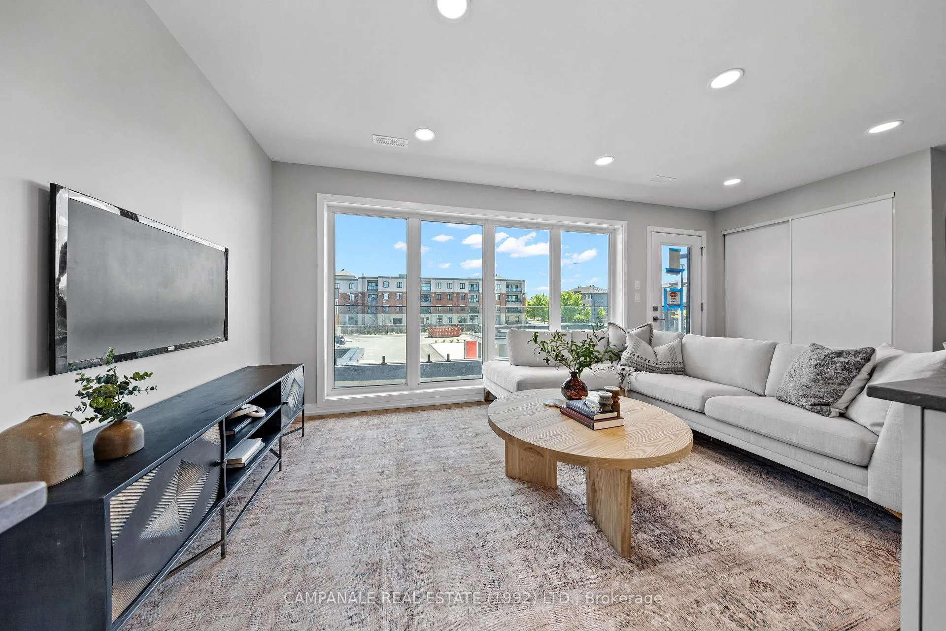 Photo 10 of 4 Modugno Avenue, Ottawa, Barrhaven - Longfields — HOMEH