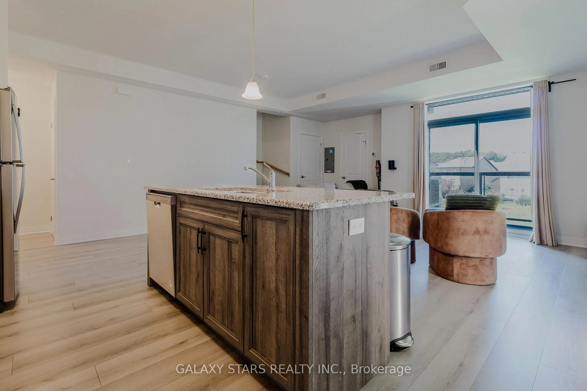 Photo 5 of Unit 36, 142 Foamflower Place, Waterloo — HOMEH