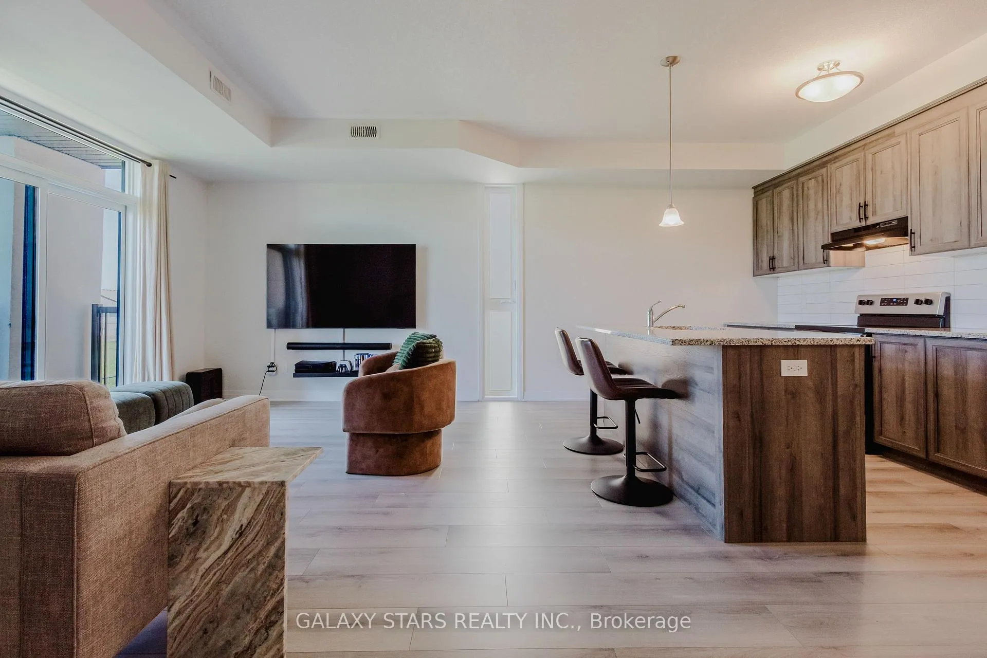 Photo 6 of Unit 36, 142 Foamflower Place, Waterloo — HOMEH