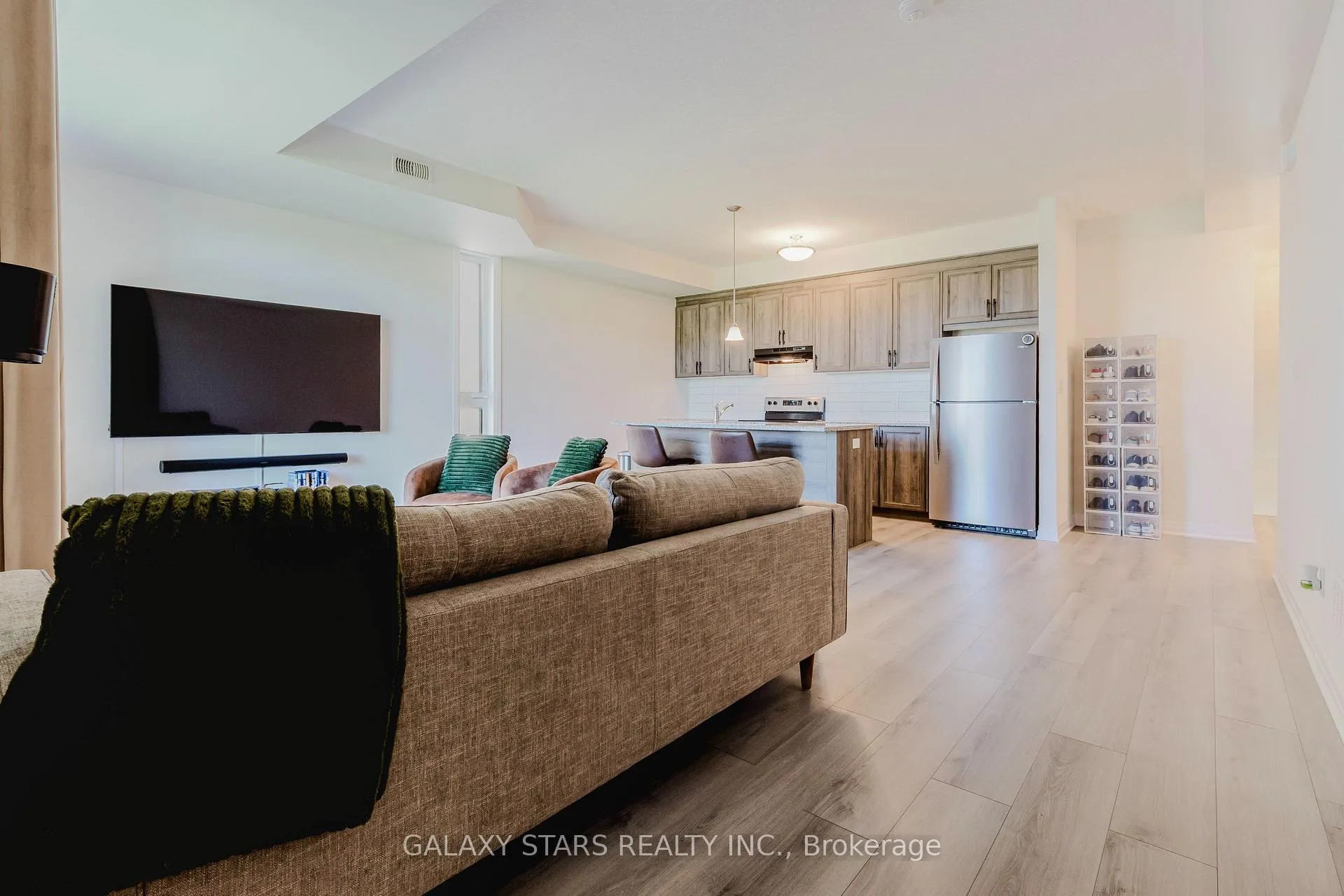 Photo 7 of Unit 36, 142 Foamflower Place, Waterloo — HOMEH