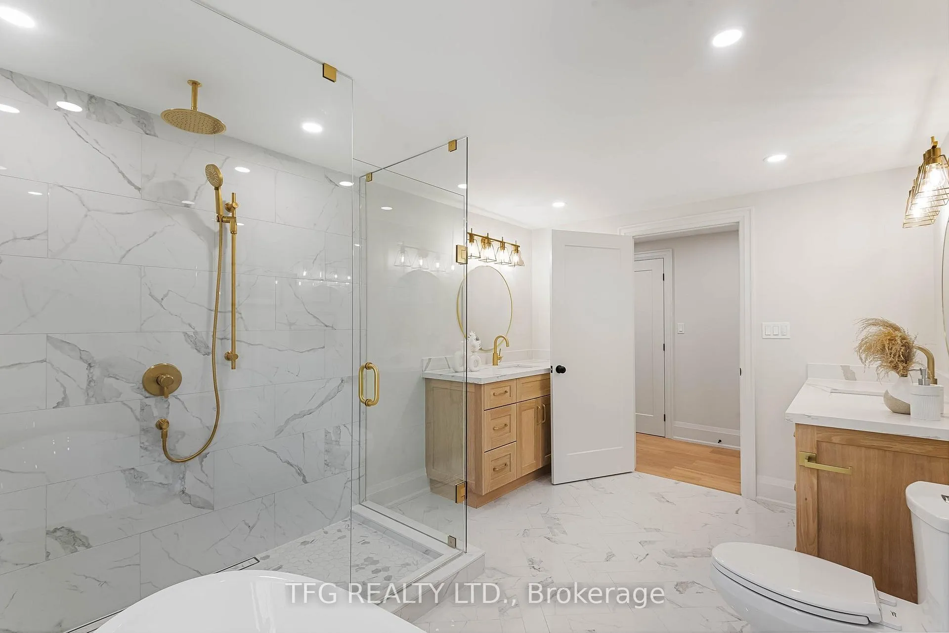 Photo 35 of 191 Woodlea Crescent, Oshawa, Northglen — HOMEH