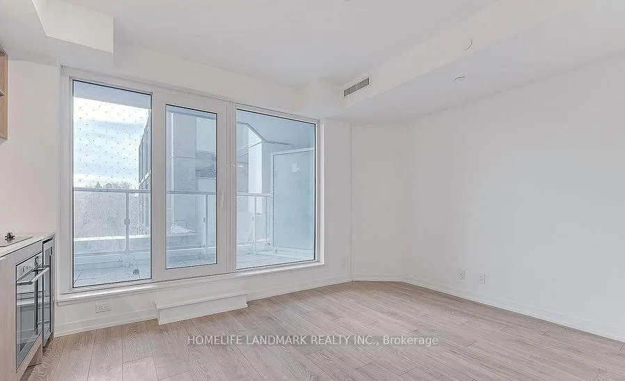 Photo 11 of Unit 606, 2020 Bathurst Street, Toronto, Forest Hill South — HOMEH