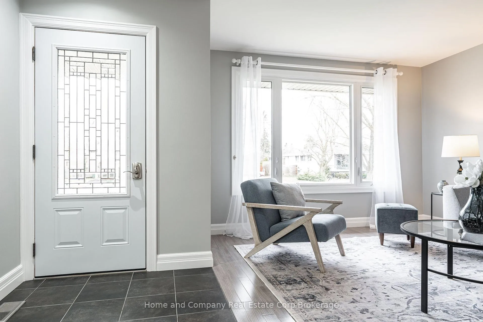 Photo 3 of 41 Dorland Drive, Stratford — HOMEH