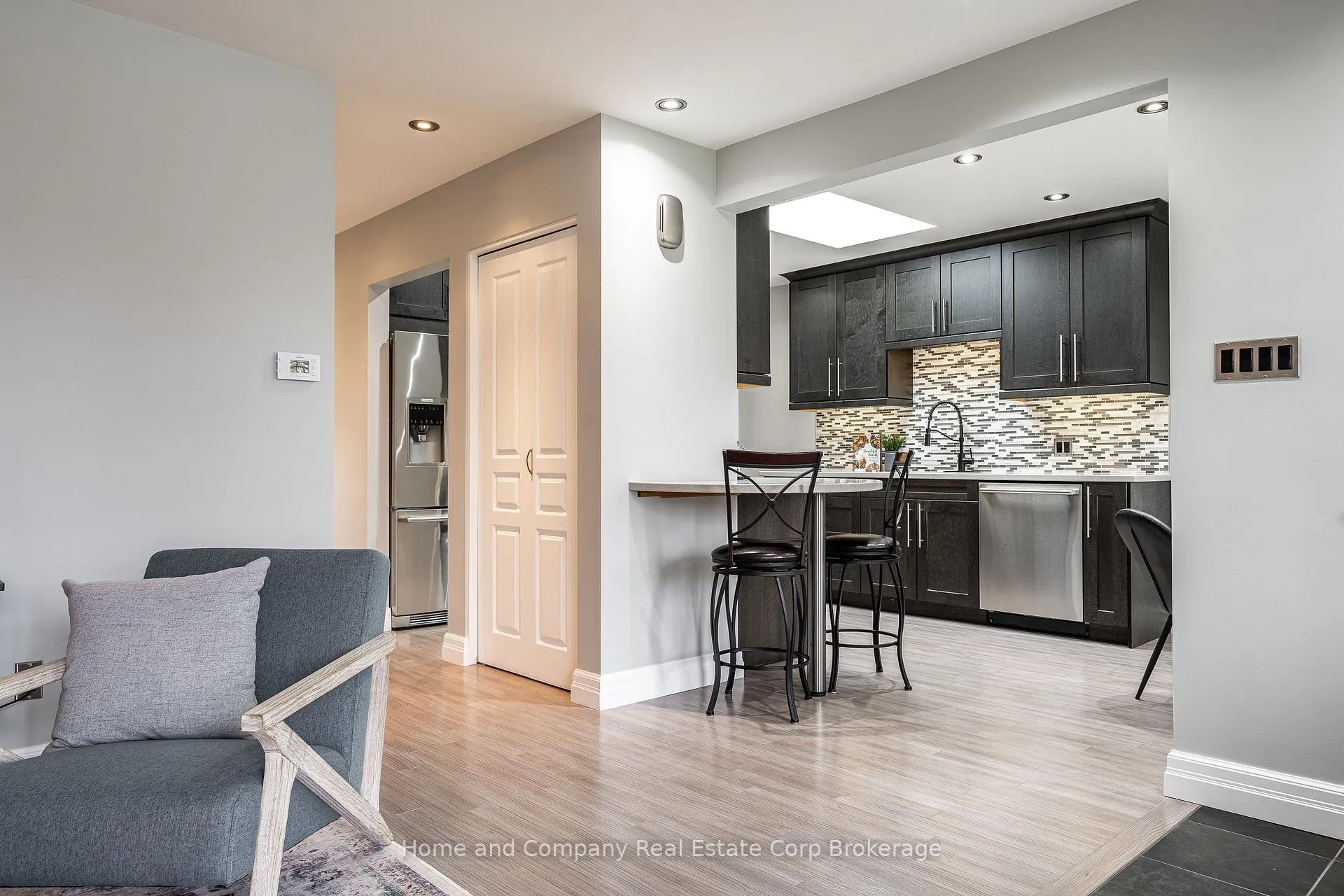 Photo 7 of 41 Dorland Drive, Stratford — HOMEH