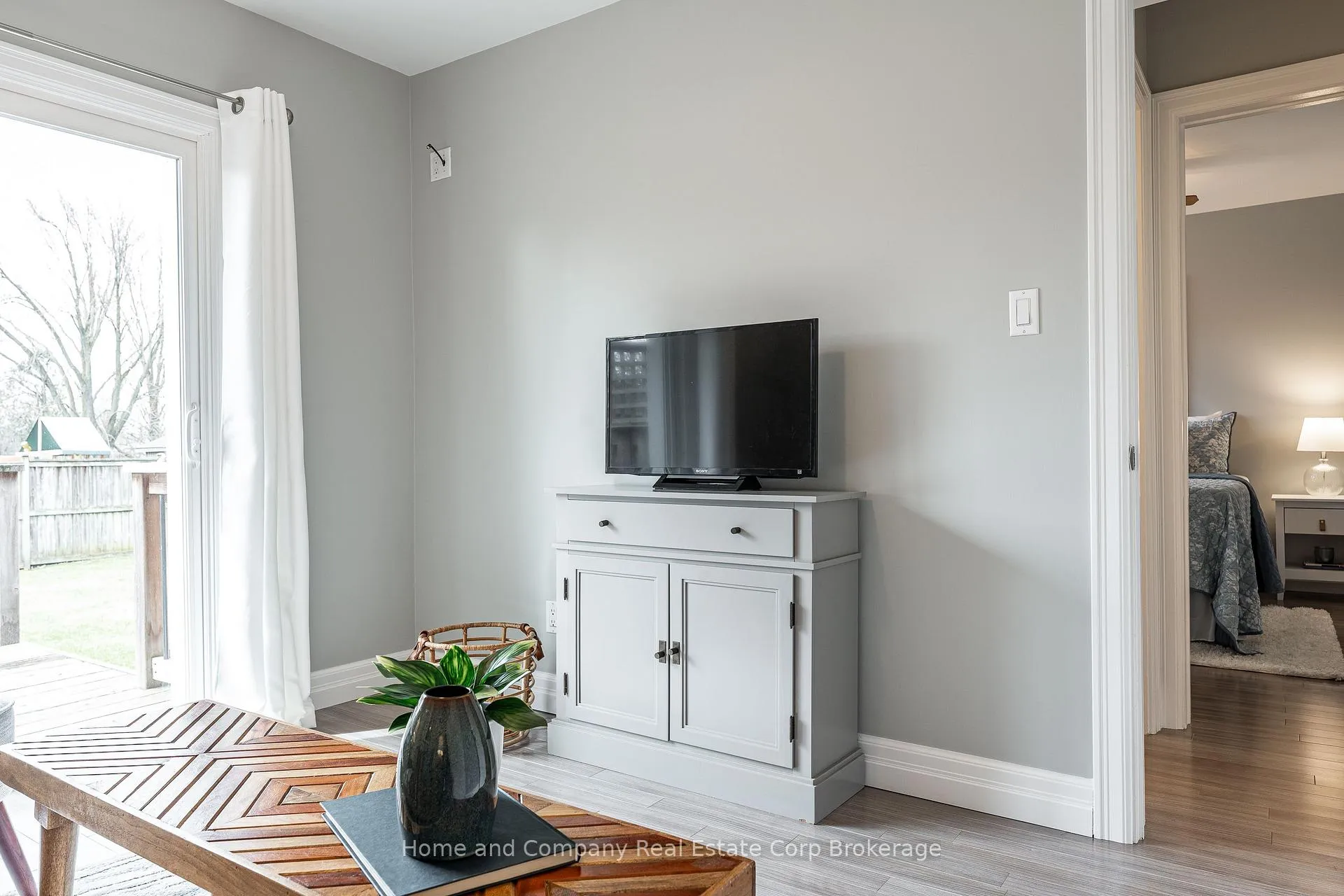 Photo 23 of 41 Dorland Drive, Stratford — HOMEH