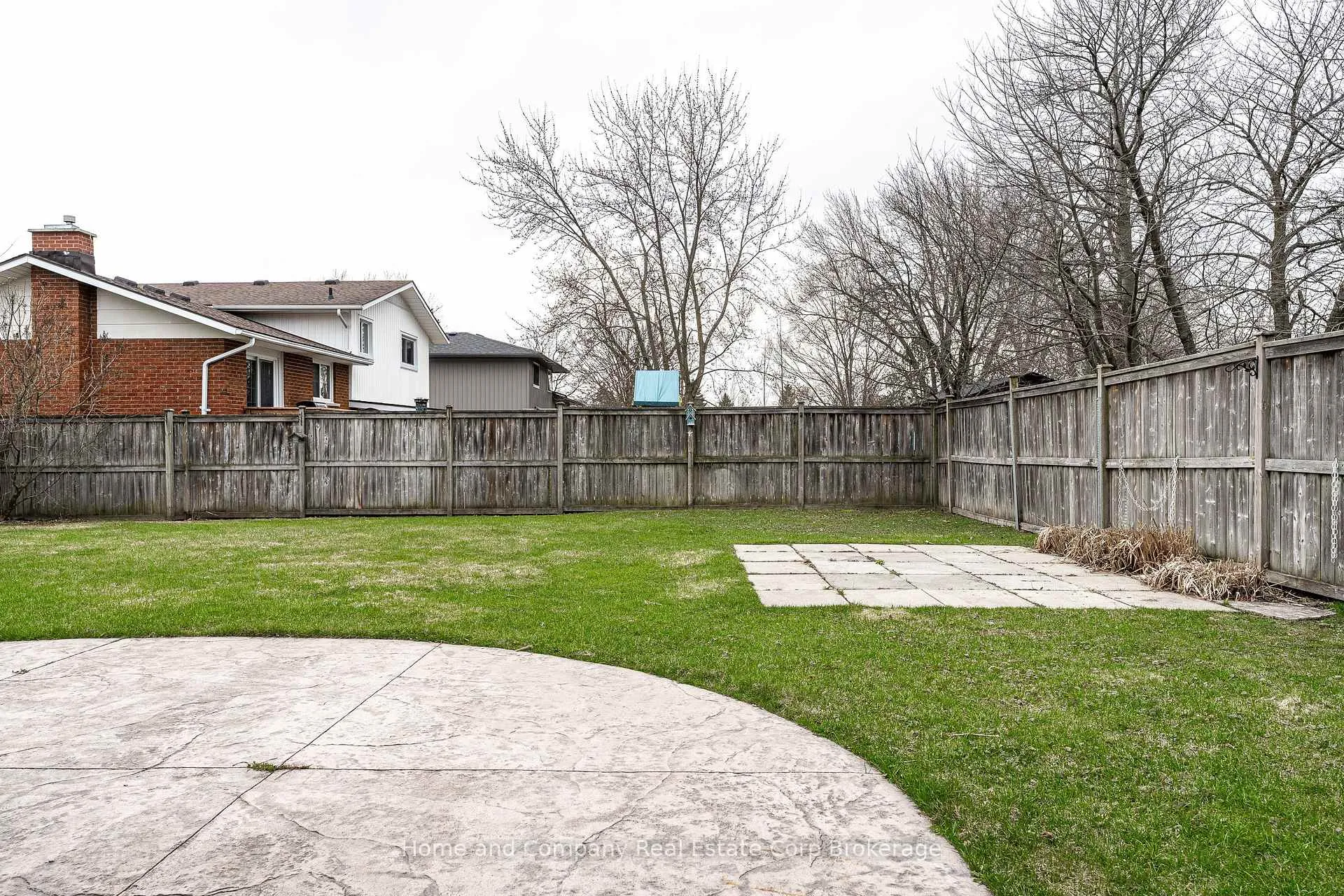 Photo 36 of 41 Dorland Drive, Stratford — HOMEH