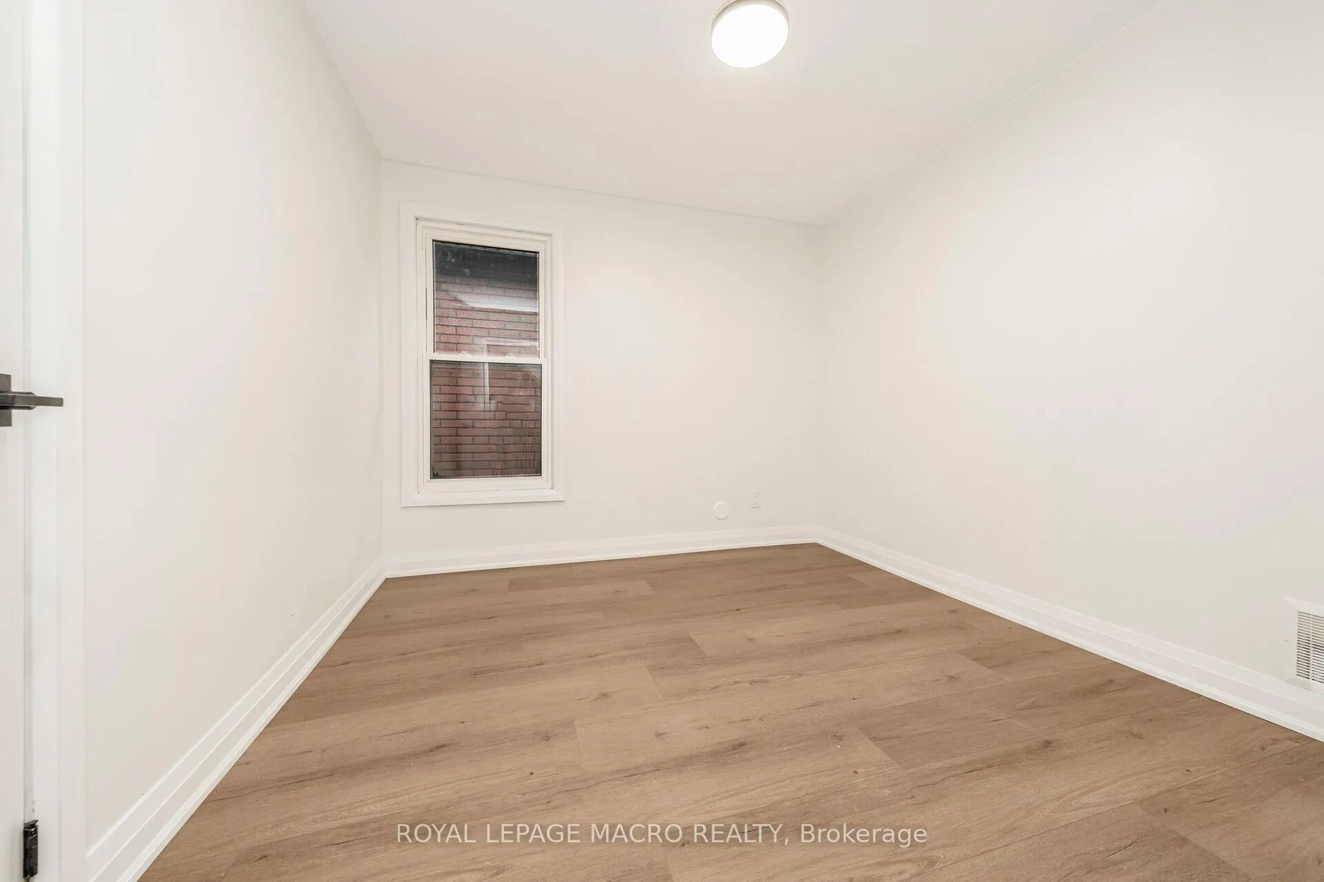 Photo 20 of 45 Munroe Street, Hamilton, Industrial Sector — HOMEH