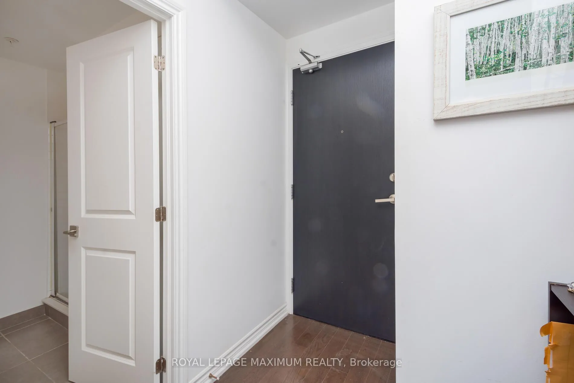 Photo 5 of Unit 615, 23 Glebe Road, Toronto, Yonge-Eglinton — HOMEH