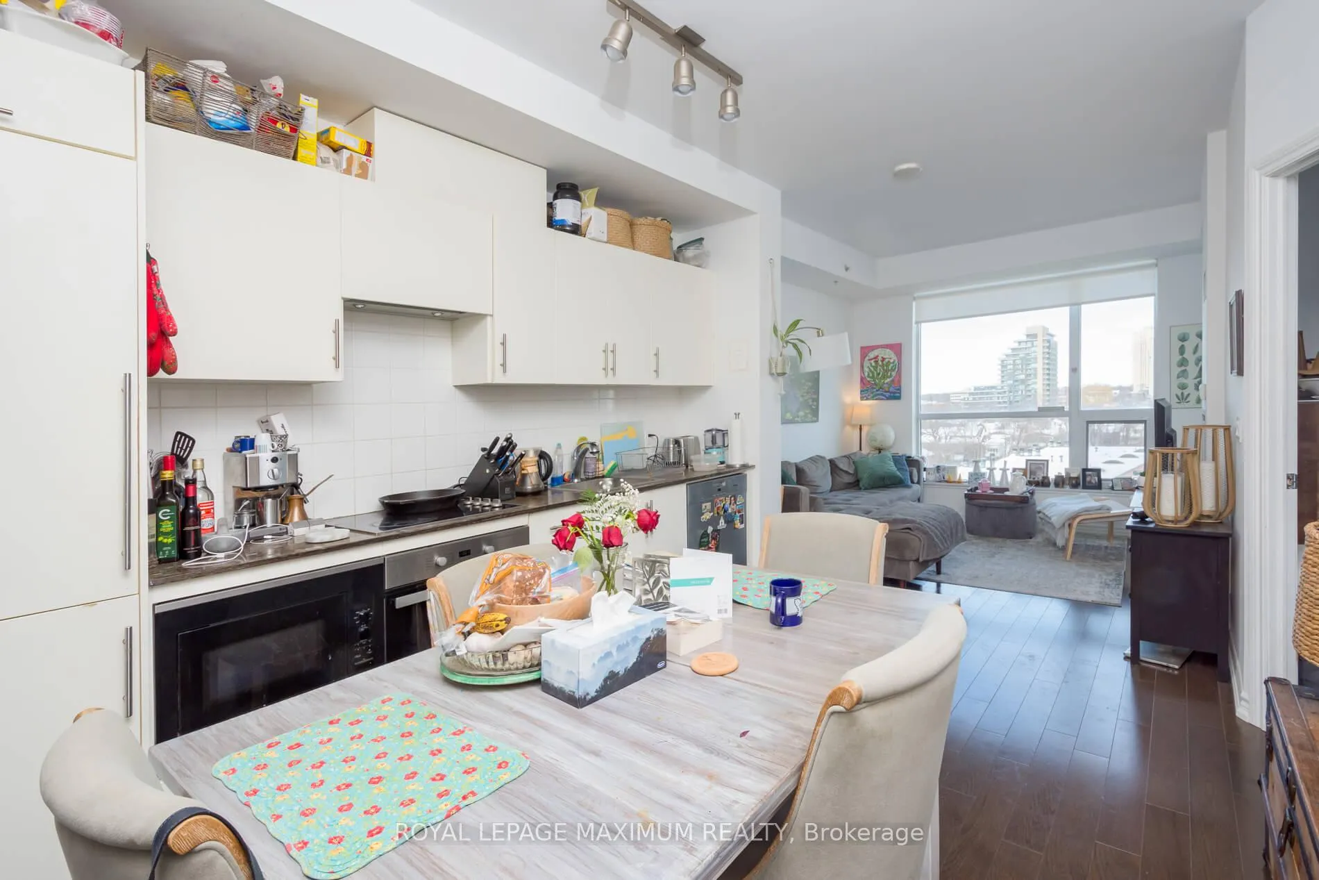 Photo 6 of Unit 615, 23 Glebe Road, Toronto, Yonge-Eglinton — HOMEH