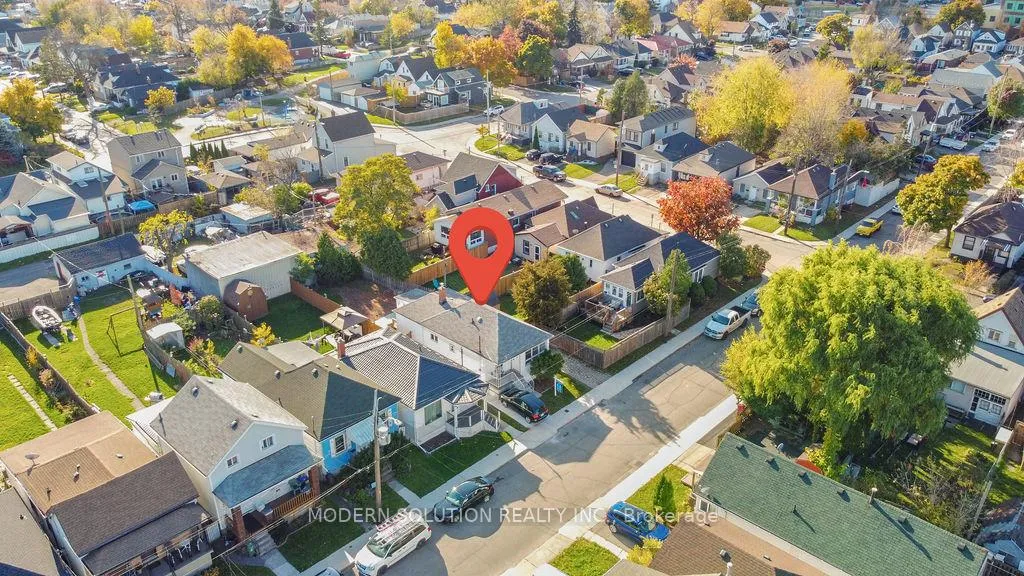 Photo 1 of 56 Cambridge Avenue, Hamilton, Crown Point — HOMEH