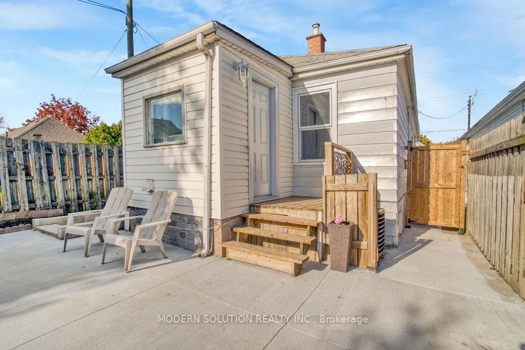 Photo 34 of 56 Cambridge Avenue, Hamilton, Crown Point — HOMEH
