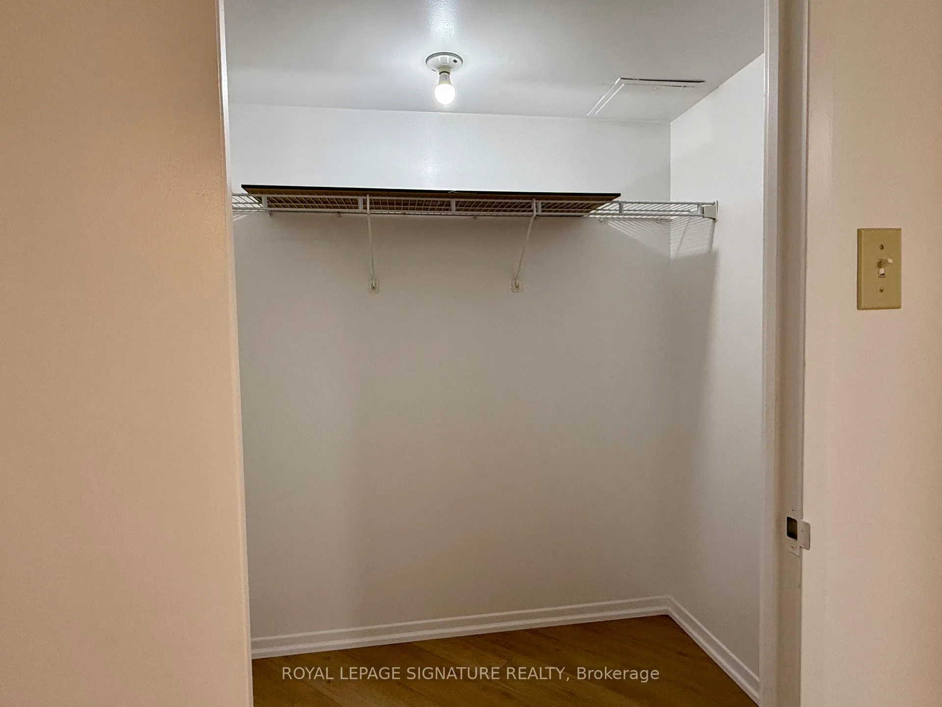 Photo 8 of Unit 2807, 1001 Bay Street, Toronto, Bay Street Corridor — HOMEH