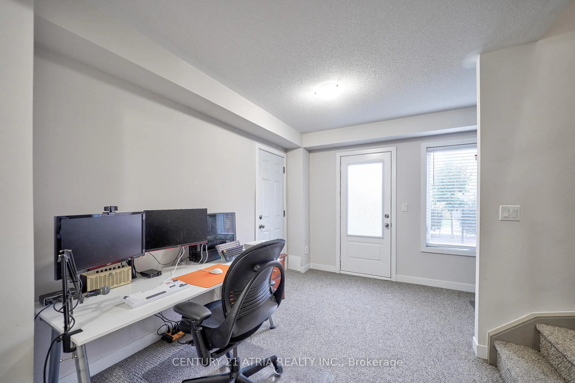 Photo 8 of Unit 8, 1956 Altona Road, Pickering, Rouge Park — HOMEH