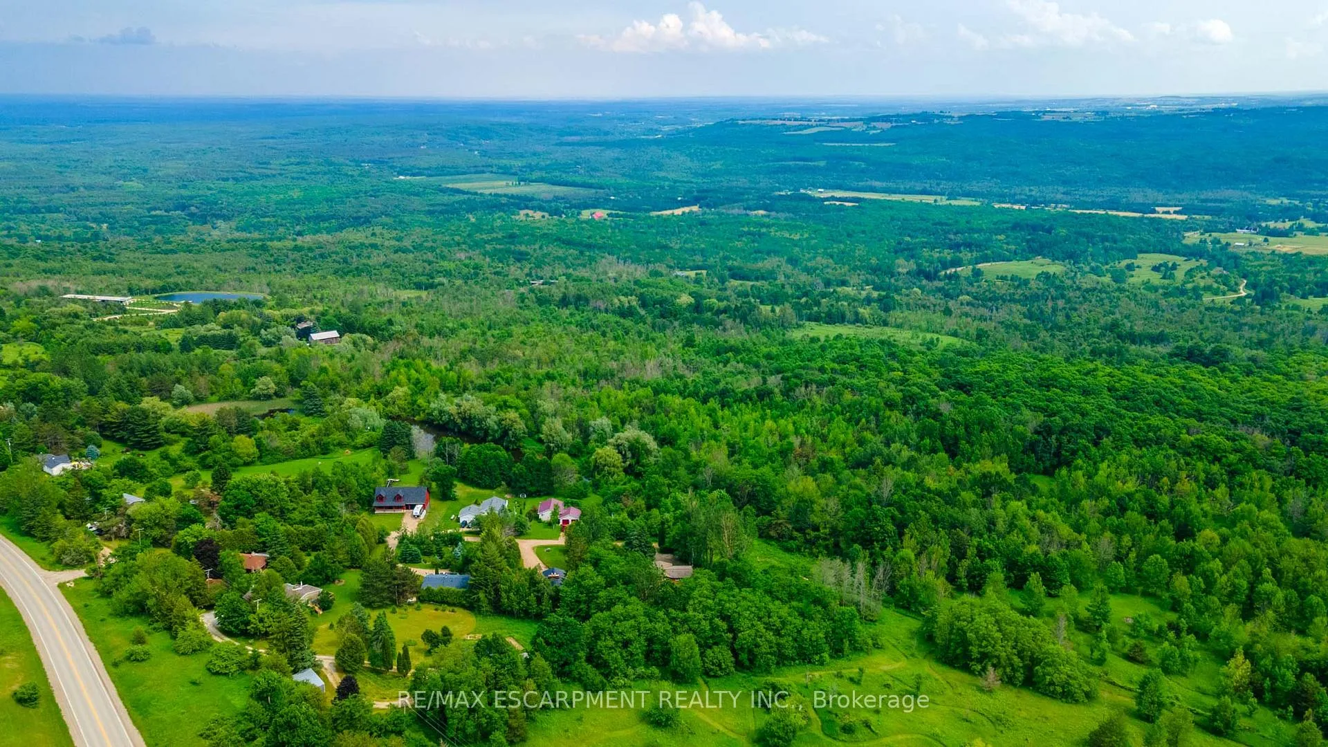 Photo 40 of 8 Laela Crescent, Mulmur, Rural Mulmur — HOMEH