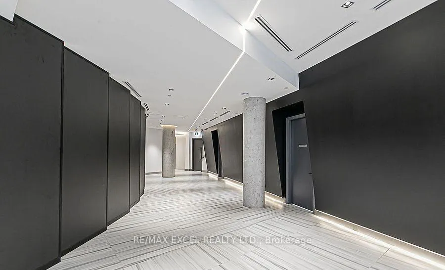 Photo 4 of Unit 3709, 18 Water Walk Drive, Markham, Unionville — HOMEH