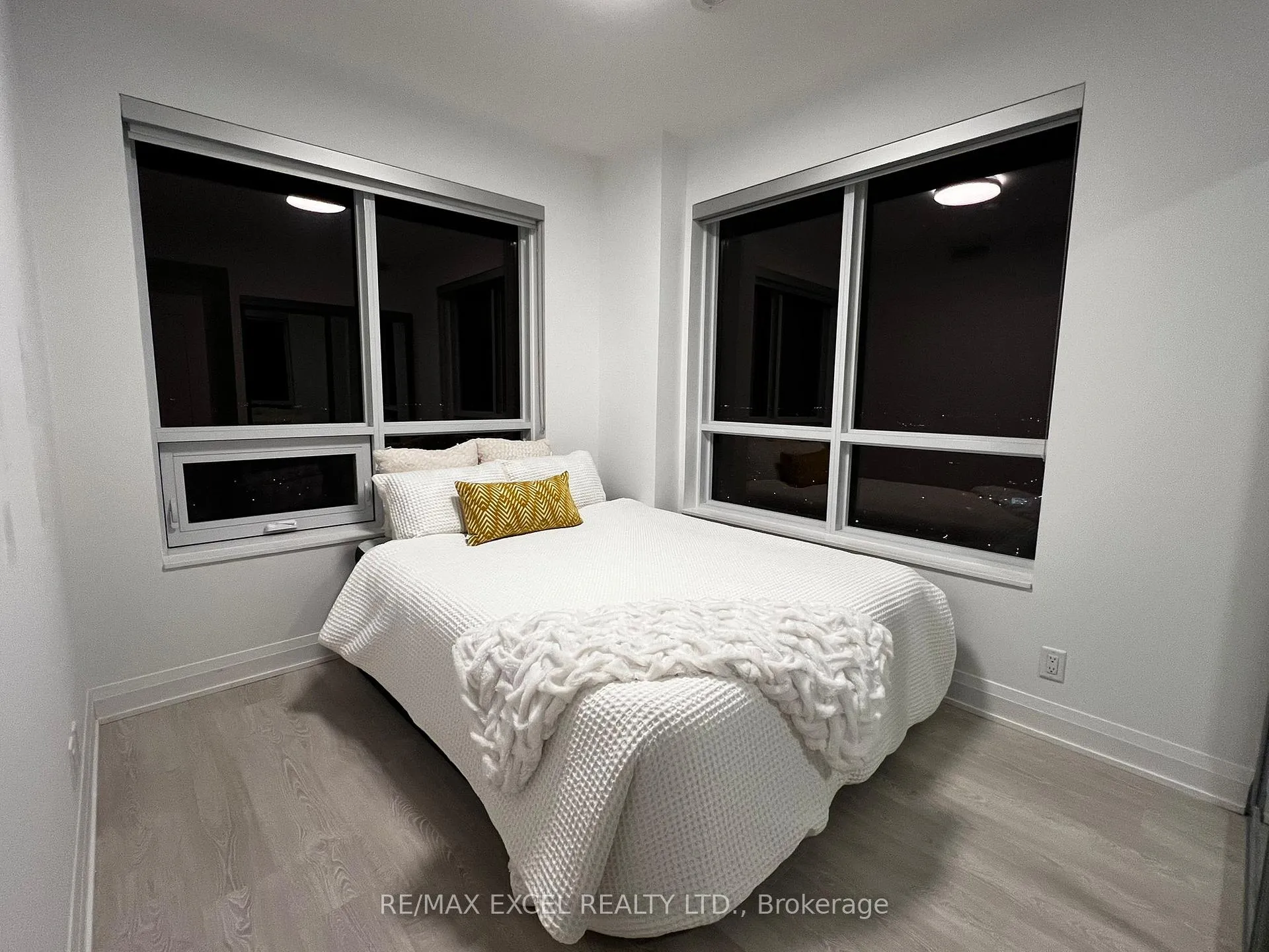 Photo 17 of Unit 3709, 18 Water Walk Drive, Markham, Unionville — HOMEH