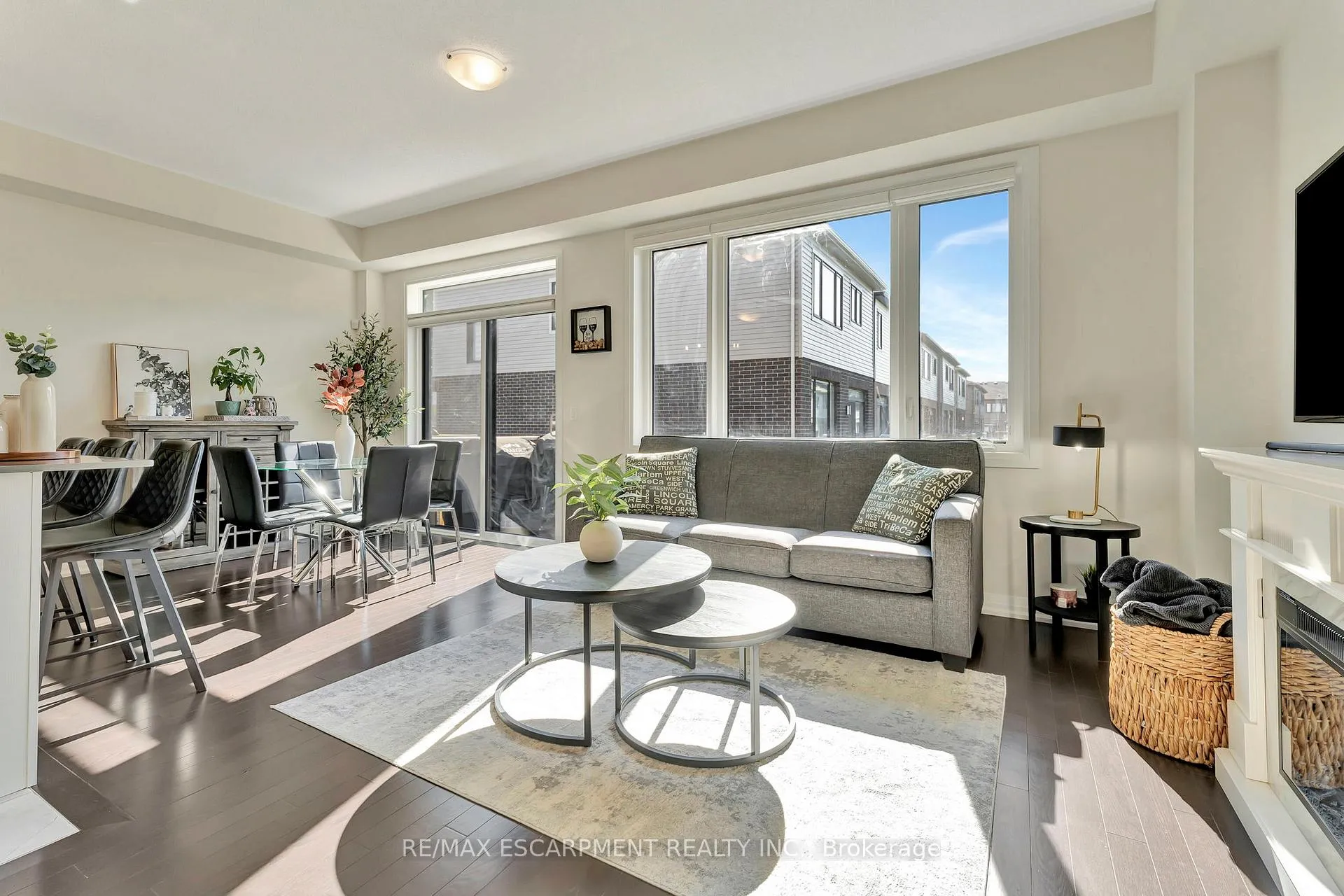 Photo 15 of 7 Freedom Crescent, Hamilton, Mount Hope — HOMEH