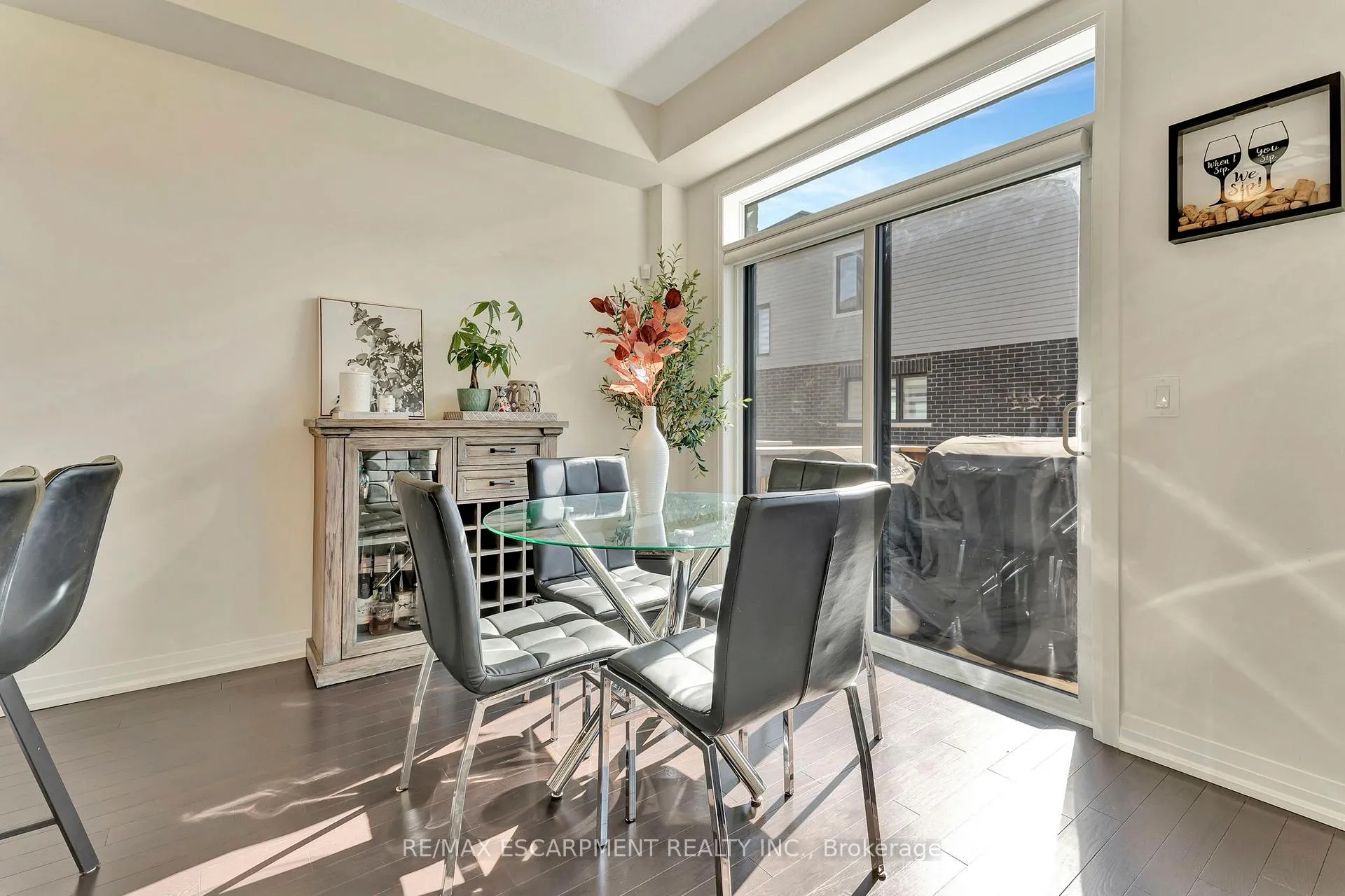 Photo 16 of 7 Freedom Crescent, Hamilton, Mount Hope — HOMEH