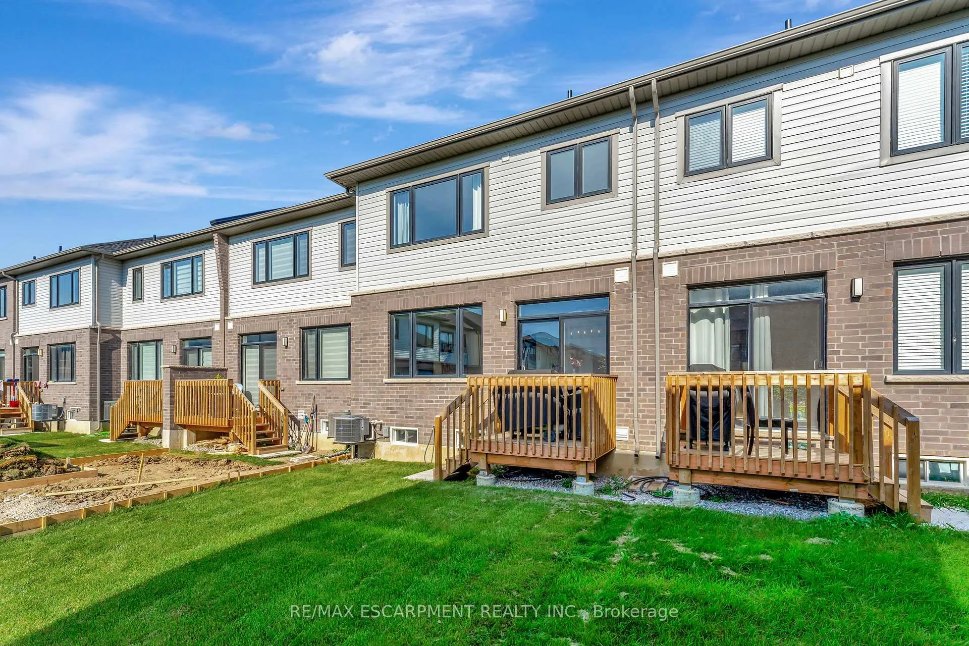 Photo 27 of 7 Freedom Crescent, Hamilton, Mount Hope — HOMEH