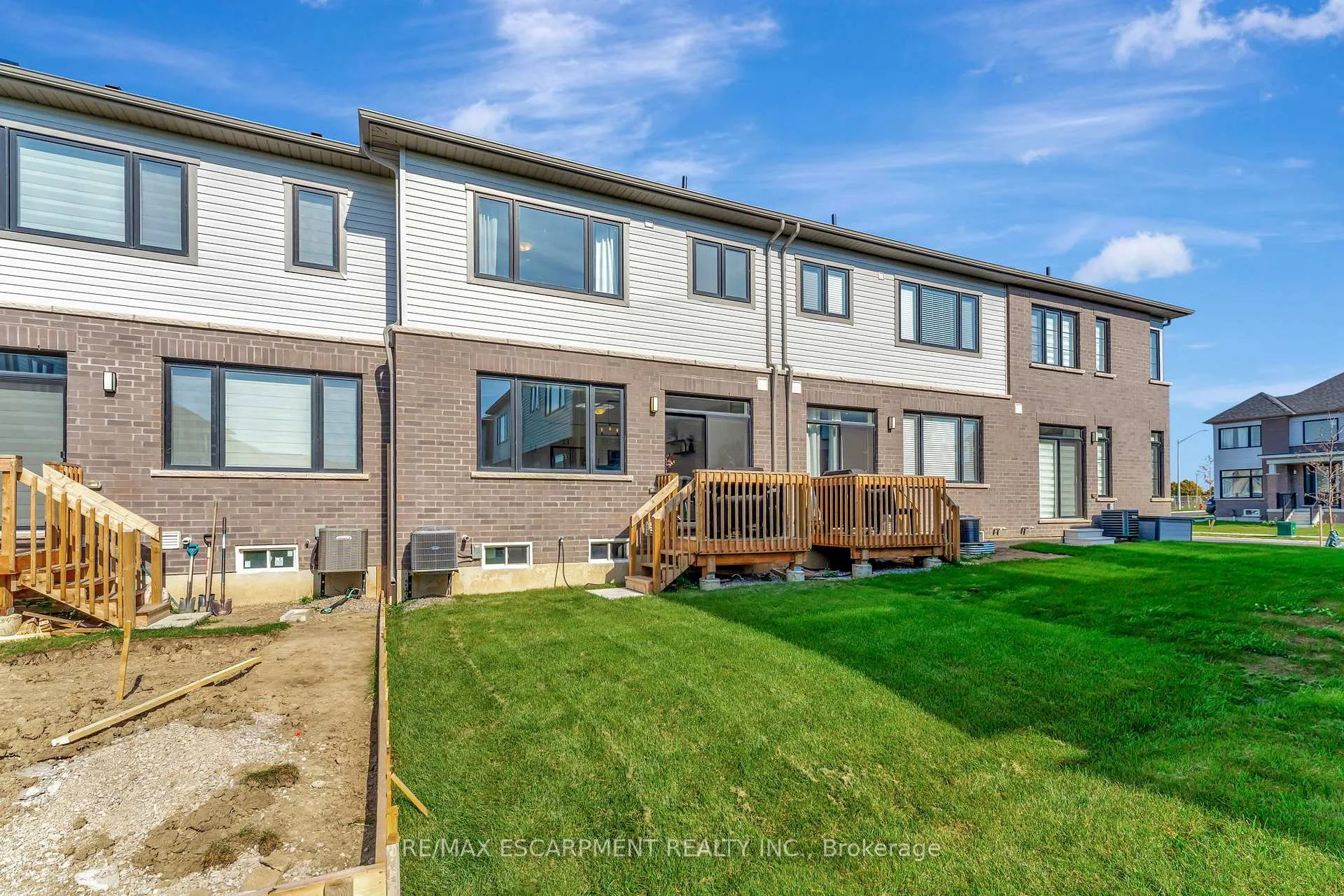 Photo 28 of 7 Freedom Crescent, Hamilton, Mount Hope — HOMEH