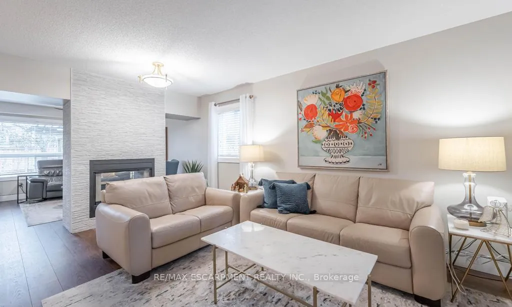 Photo 13 of 69 Vail Meadows Crescent, Clarington, Bowmanville — HOMEH