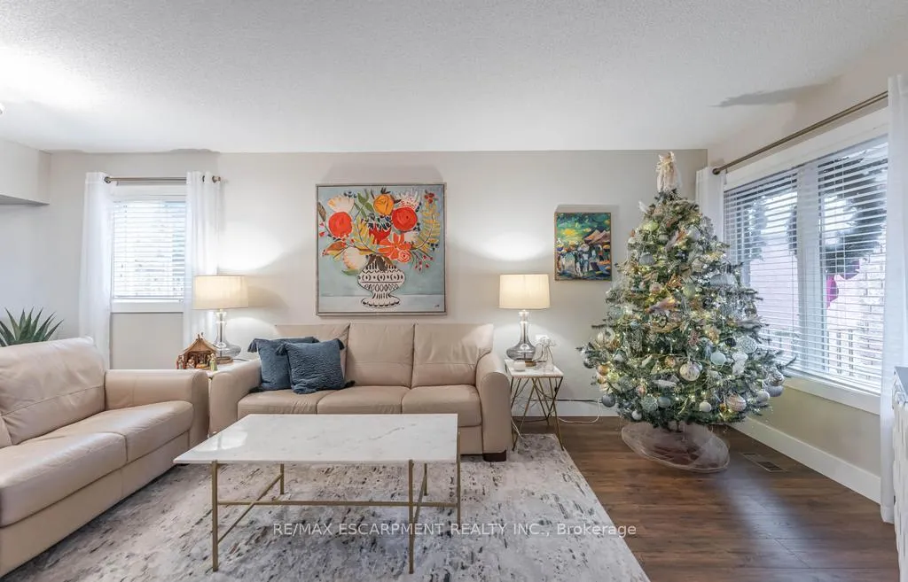 Photo 15 of 69 Vail Meadows Crescent, Clarington, Bowmanville — HOMEH