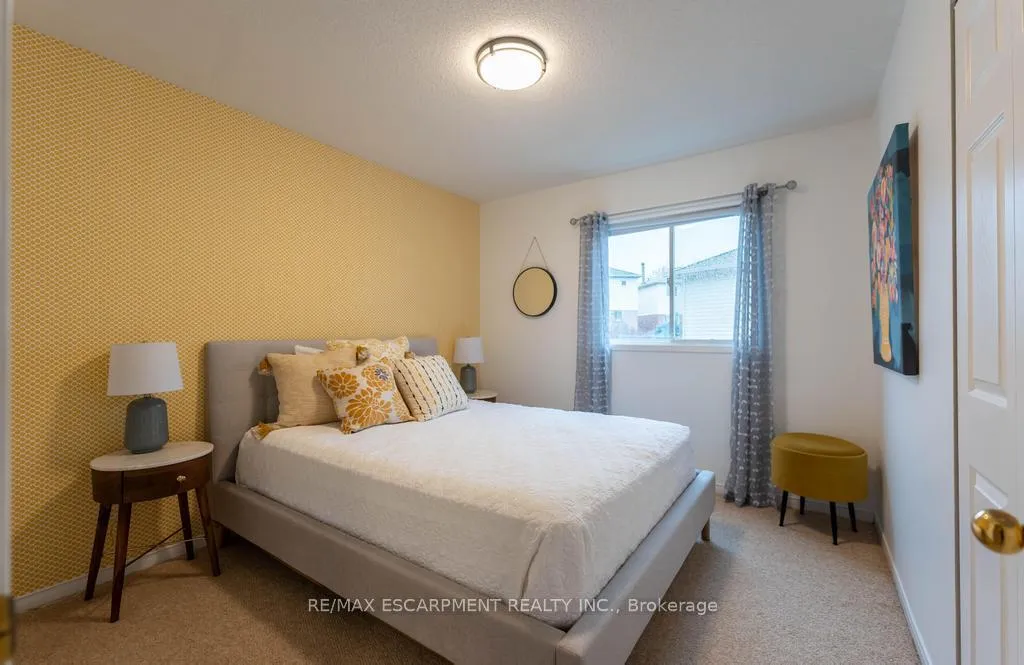 Photo 21 of 69 Vail Meadows Crescent, Clarington, Bowmanville — HOMEH