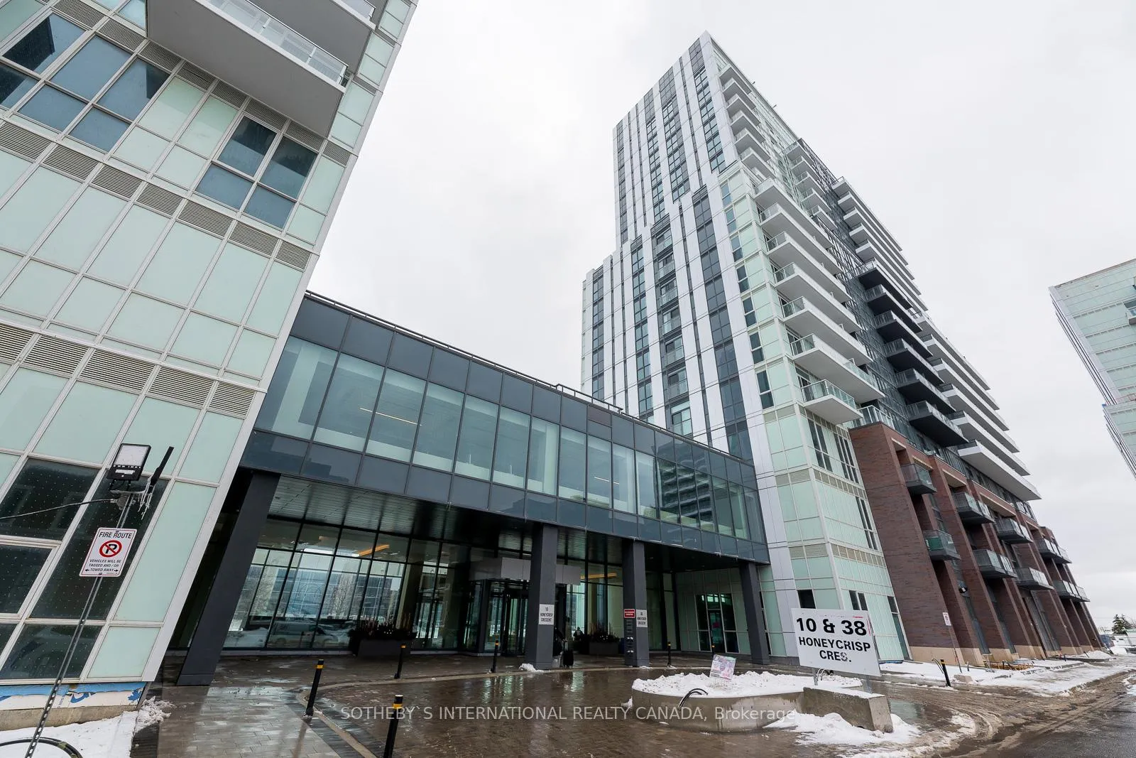 Photo 1 of Unit 501, 38 Honeycrisp Crescent, Vaughan, Vaughan Corporate Centre — HOMEH