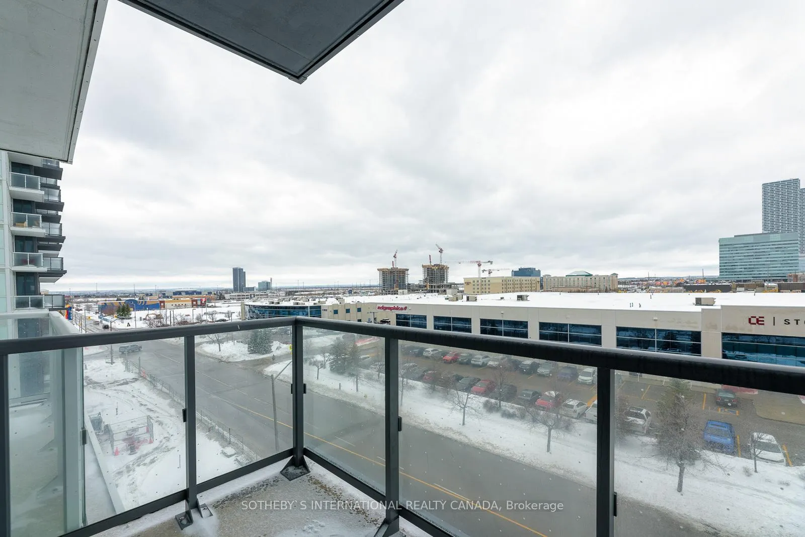 Photo 21 of Unit 501, 38 Honeycrisp Crescent, Vaughan, Vaughan Corporate Centre — HOMEH