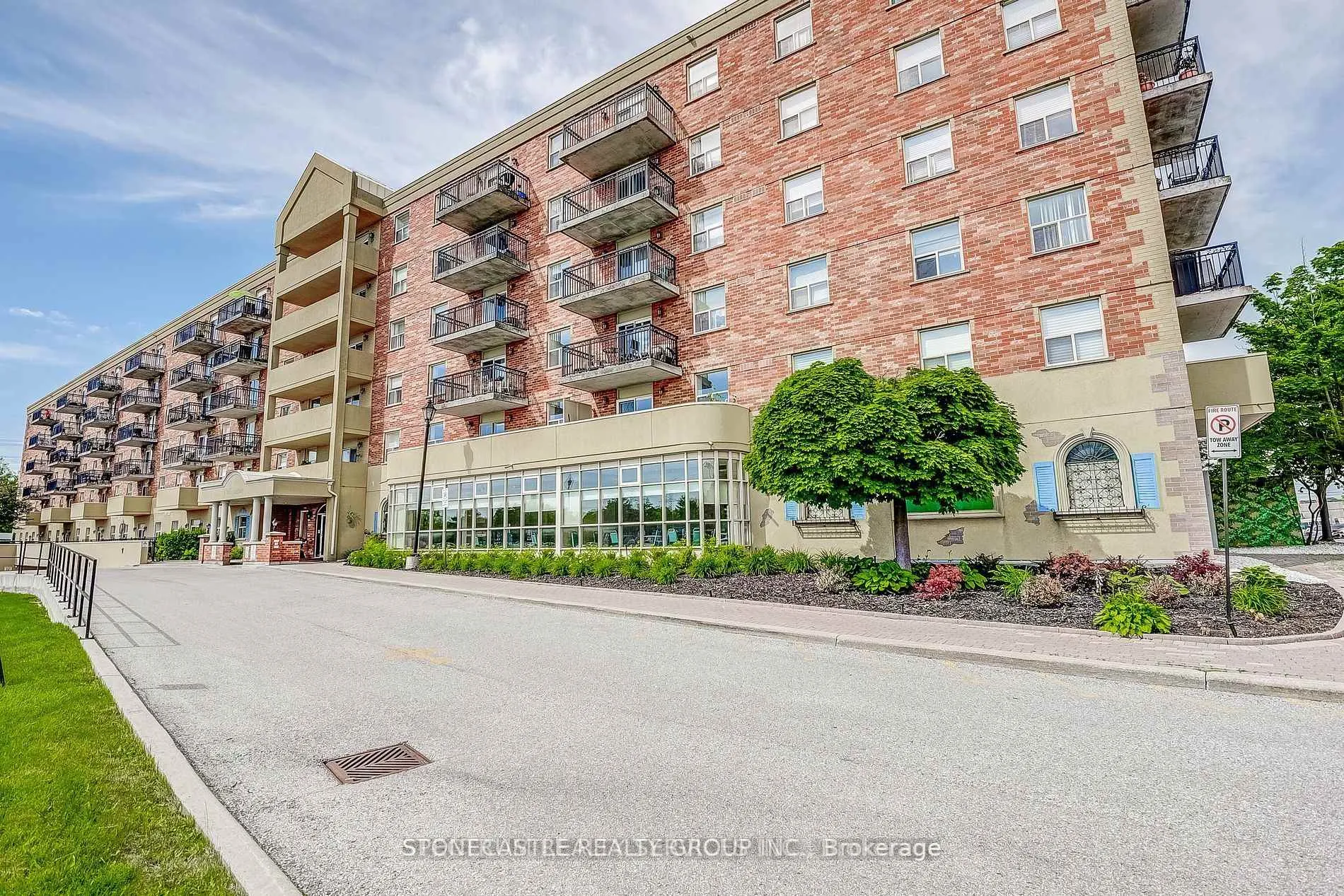 Photo 2 of Unit 416, 7373 Martingrove Road, Vaughan, Vaughan Grove — HOMEH