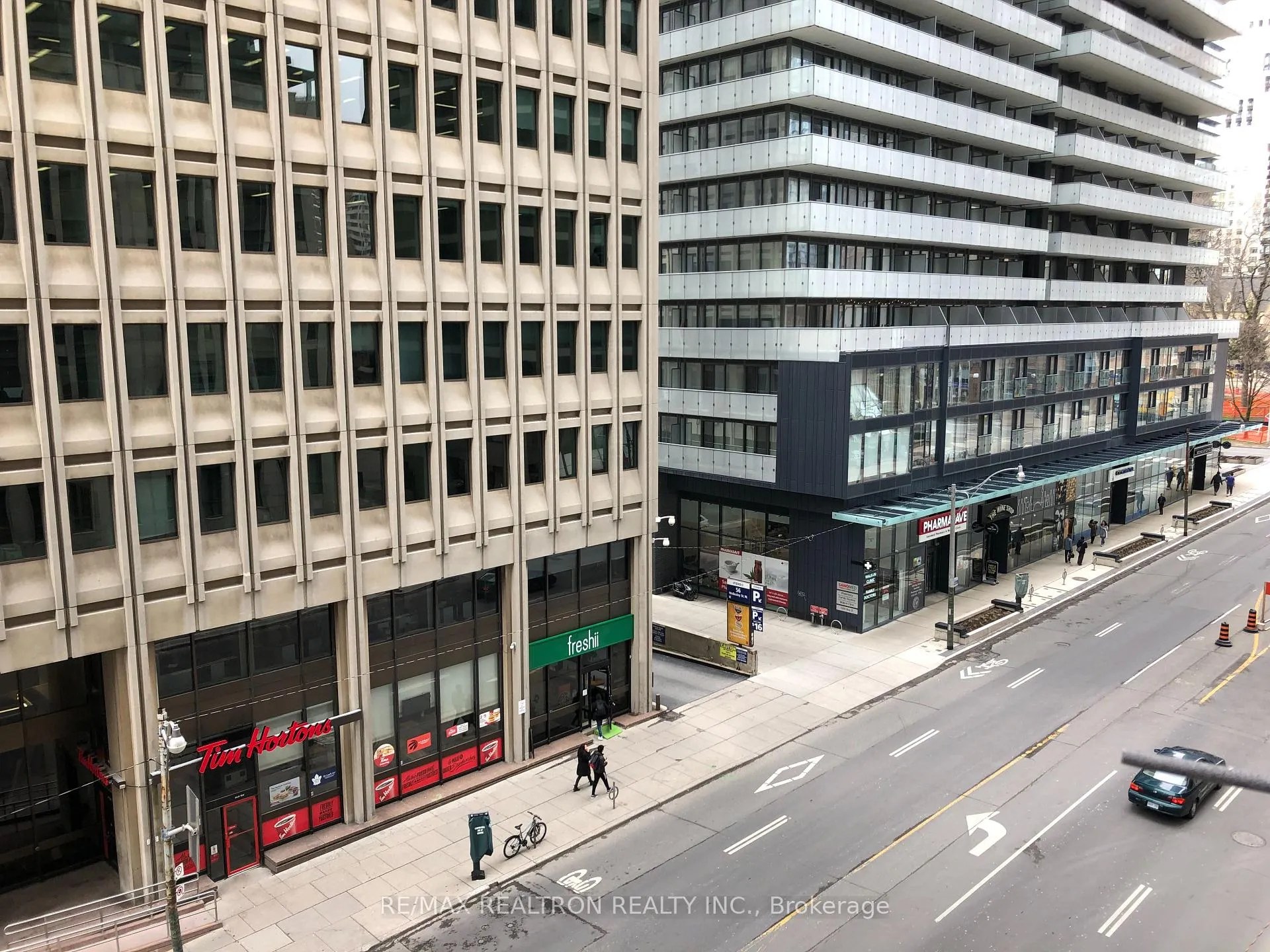 Photo 2 of Unit 519, 955 Bay Street, Toronto, Bay Street Corridor — HOMEH