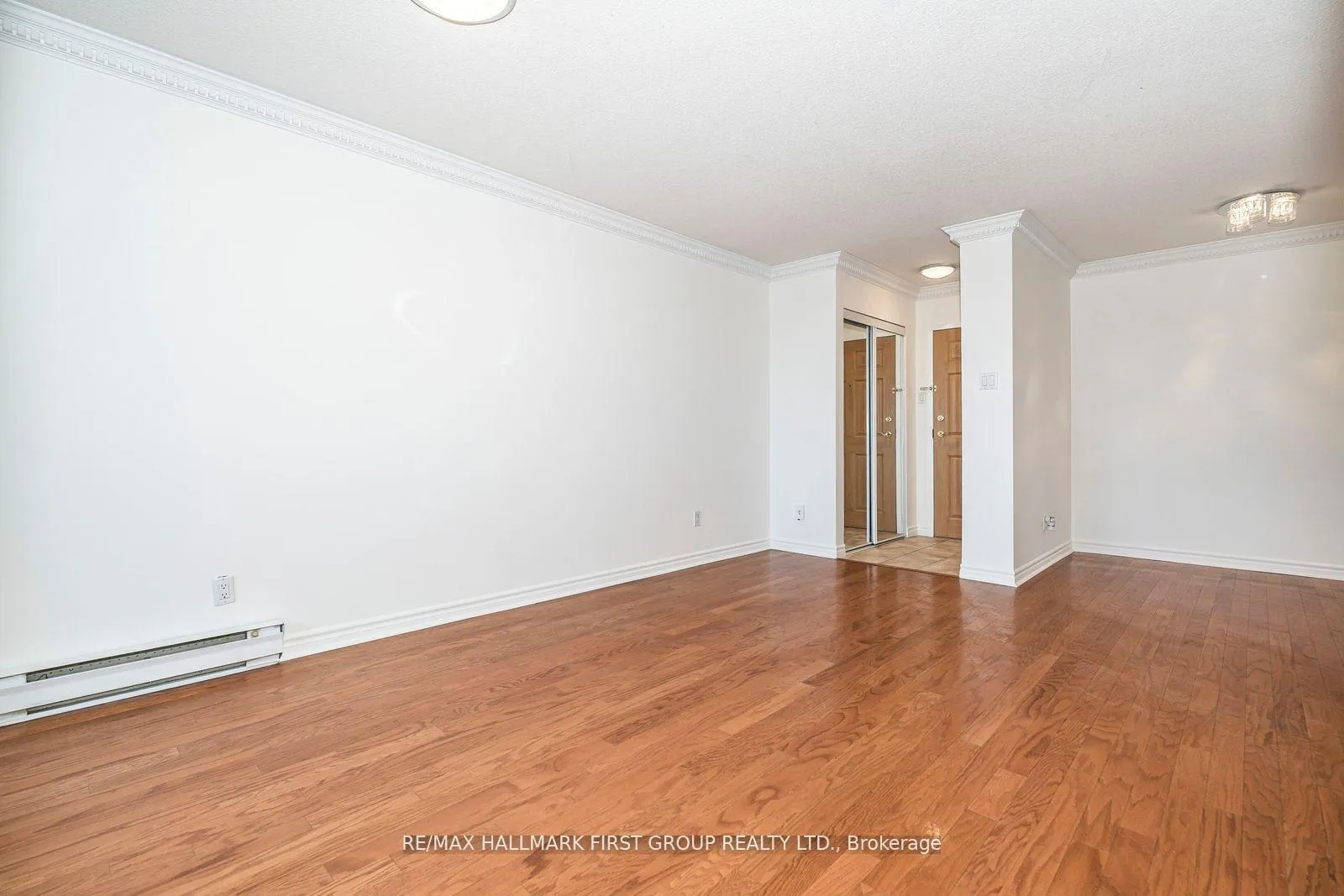 Photo 8 of Unit 305, 2 Westney Road N, Ajax, Central West — HOMEH