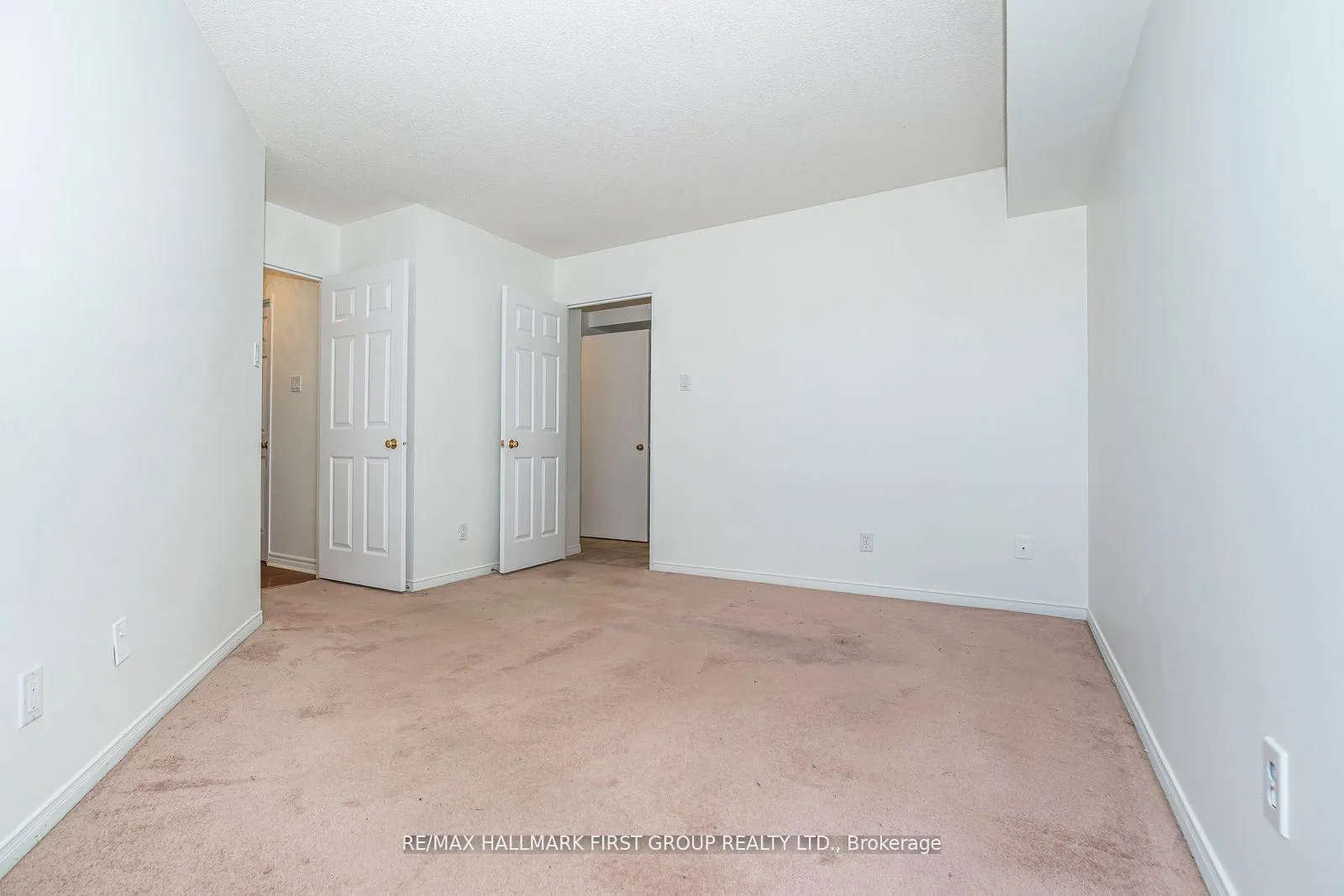 Photo 15 of Unit 305, 2 Westney Road N, Ajax, Central West — HOMEH