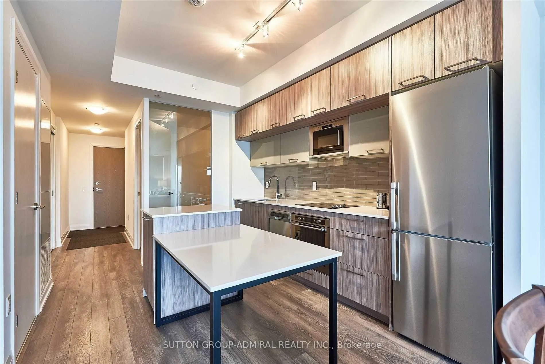 Photo 2 of Unit 502, 4800 Highway 7, Vaughan, East Woodbridge — HOMEH
