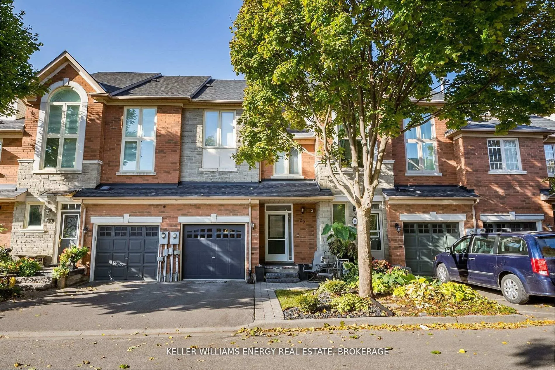 Photo 1 of Unit 29, 180 Blue Willow Drive, Vaughan, East Woodbridge — HOMEH
