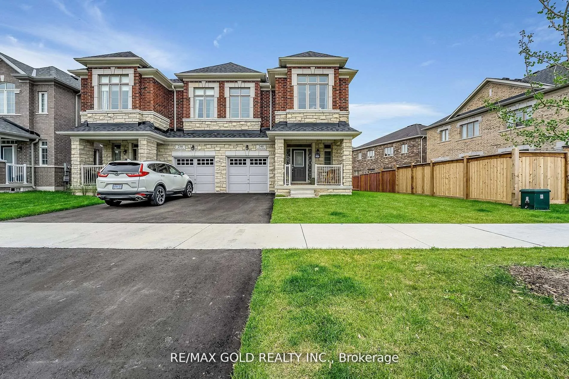 Photo 1 of 248 Skinner Road, Hamilton, Waterdown — HOMEH