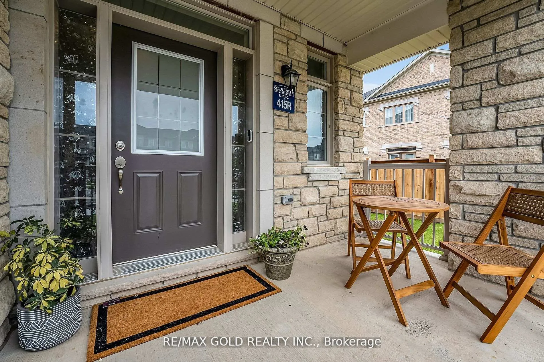 Photo 4 of 248 Skinner Road, Hamilton, Waterdown — HOMEH