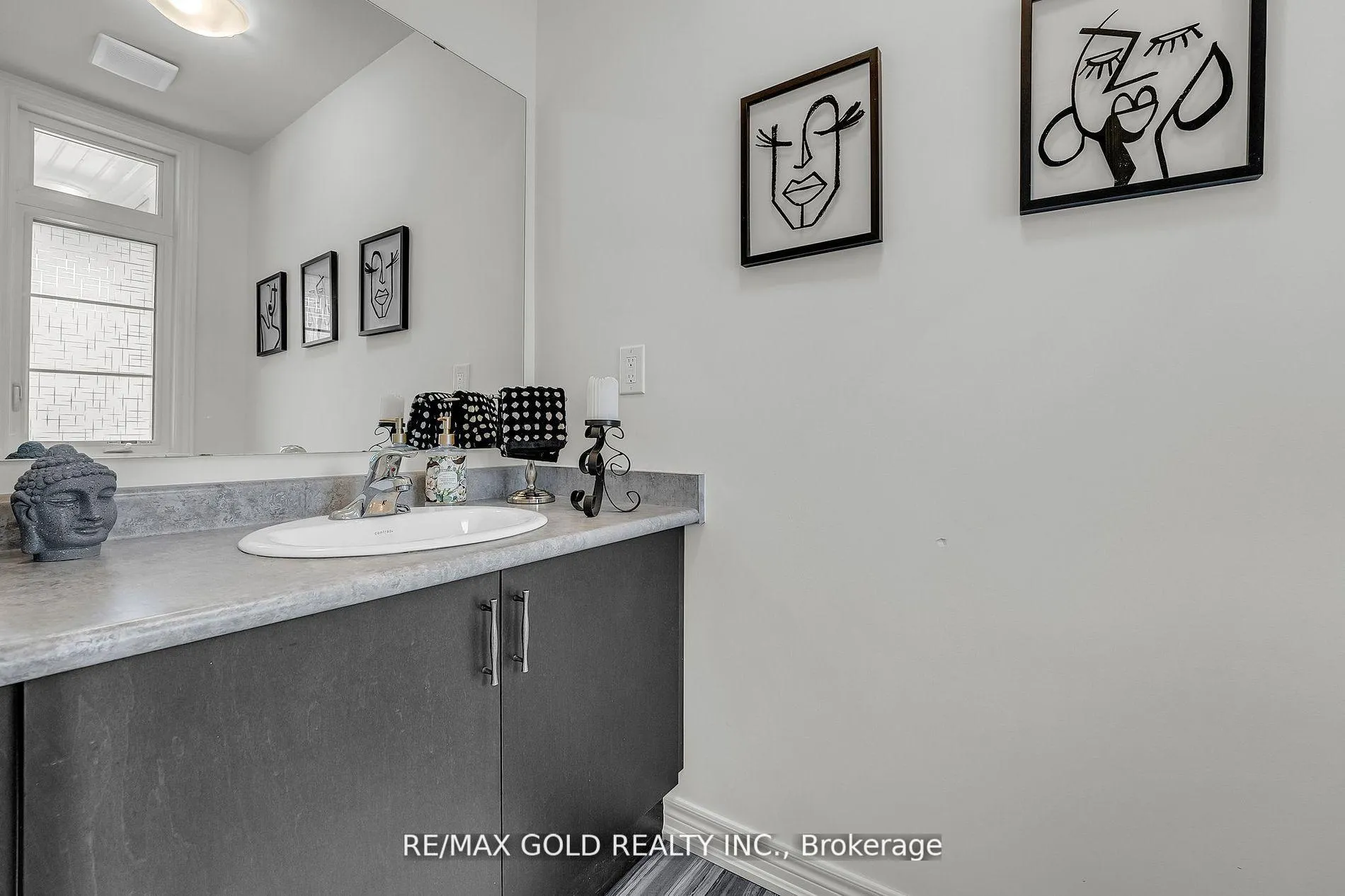 Photo 6 of 248 Skinner Road, Hamilton, Waterdown — HOMEH