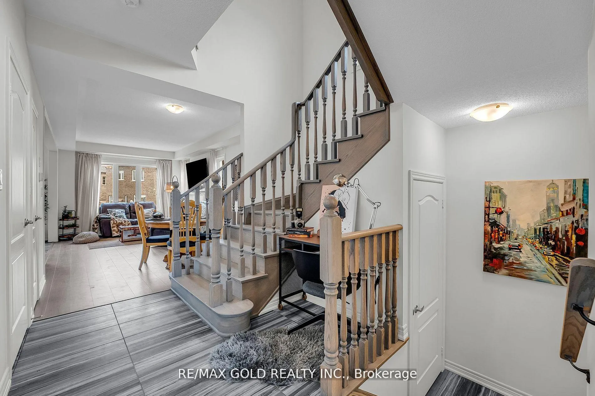 Photo 8 of 248 Skinner Road, Hamilton, Waterdown — HOMEH