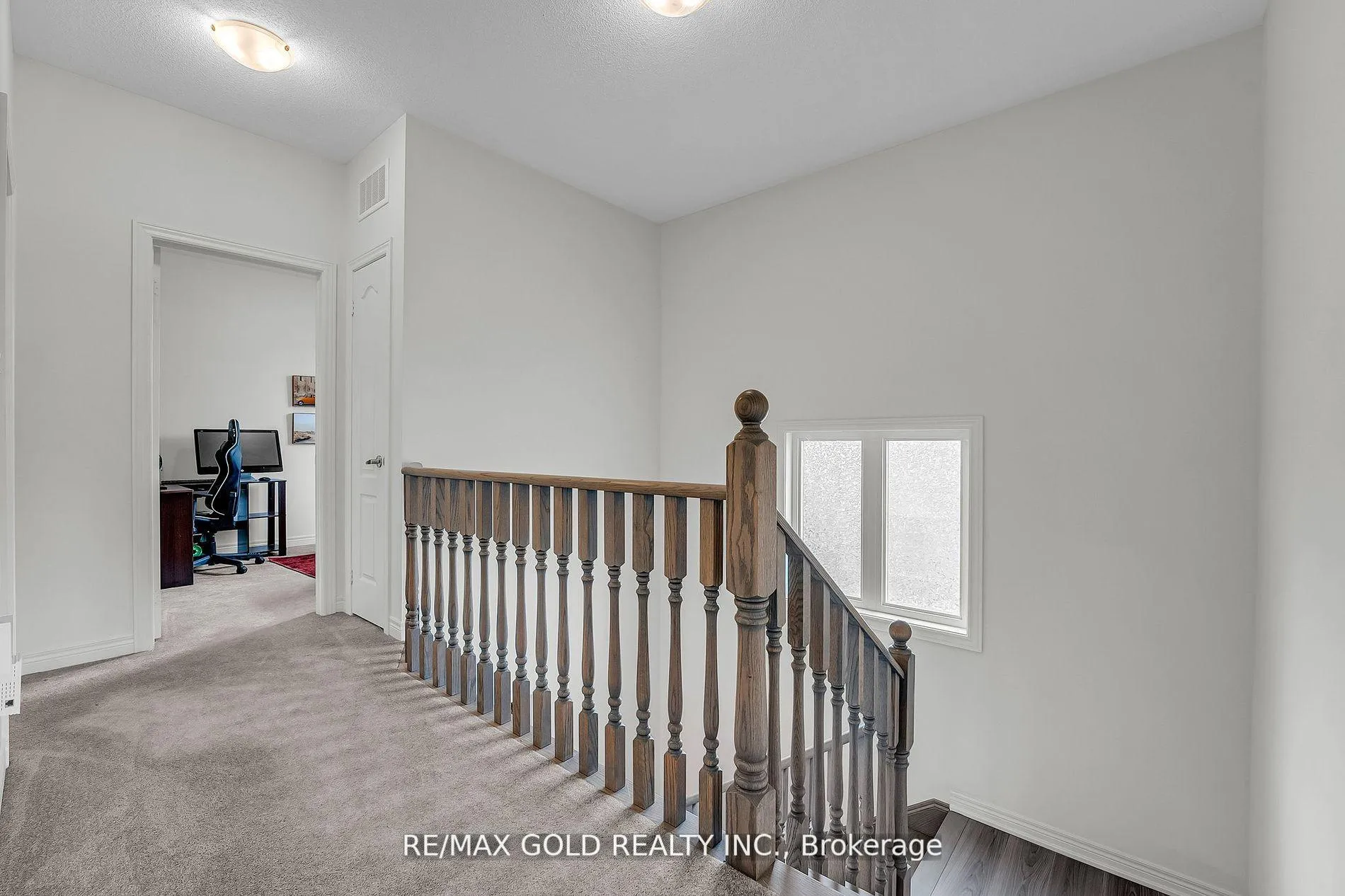 Photo 22 of 248 Skinner Road, Hamilton, Waterdown — HOMEH