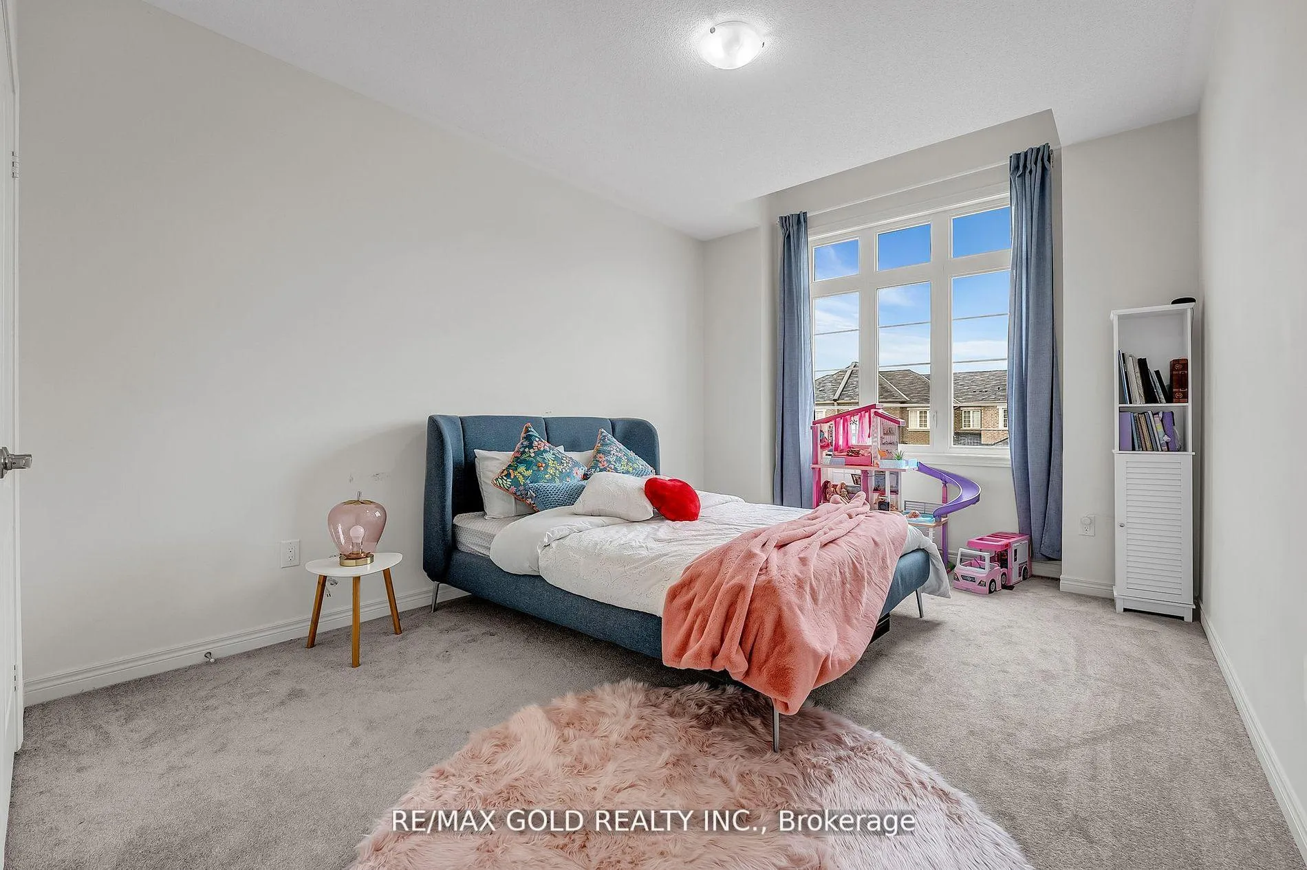 Photo 23 of 248 Skinner Road, Hamilton, Waterdown — HOMEH