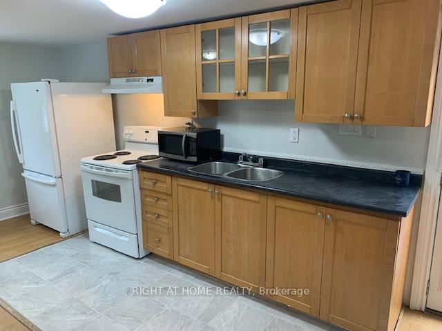 Photo 4 of Unit 4, 415 Lake Drive S, Georgina, Keswick South — HOMEH