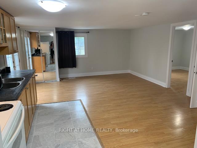 Photo 13 of Unit 4, 415 Lake Drive S, Georgina, Keswick South — HOMEH