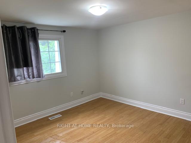 Photo 15 of Unit 4, 415 Lake Drive S, Georgina, Keswick South — HOMEH