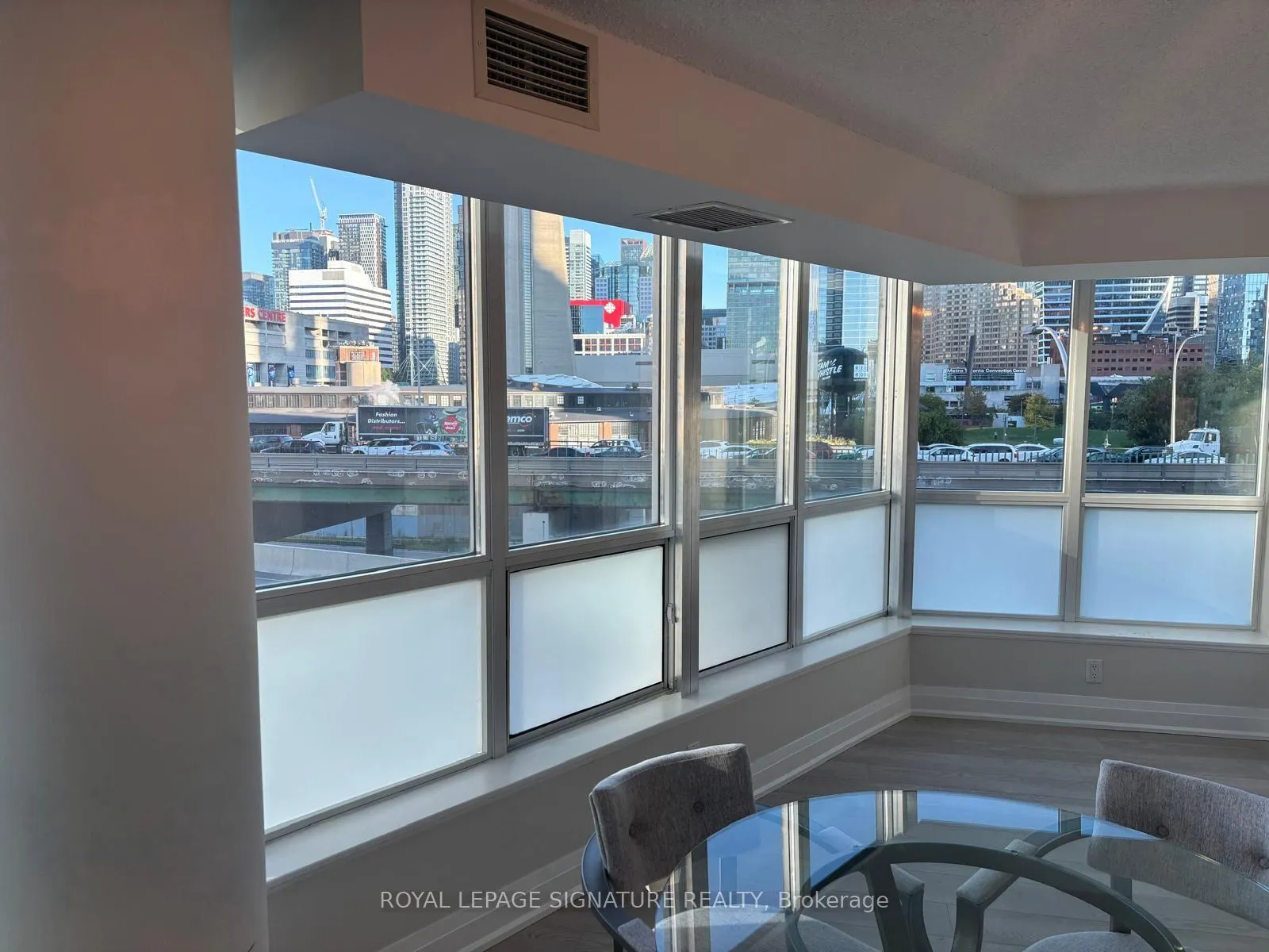 Photo 8 of Unit 630, 230 Queens Quay W, Toronto, Waterfront Communities — HOMEH