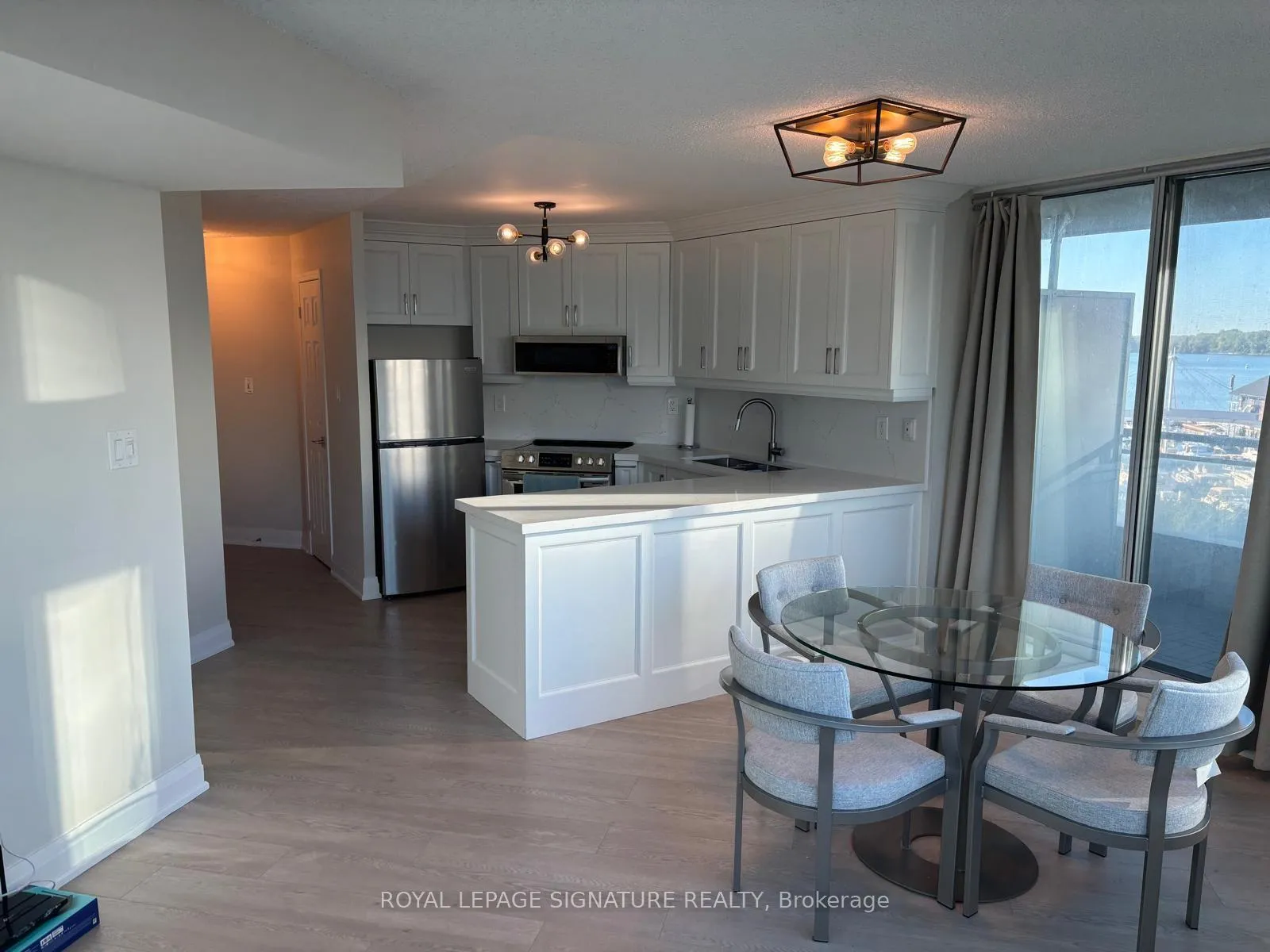 Photo 15 of Unit 630, 230 Queens Quay W, Toronto, Waterfront Communities — HOMEH