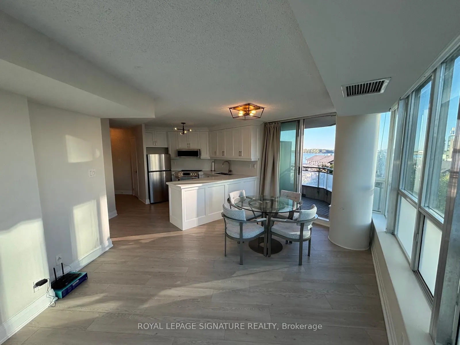 Photo 17 of Unit 630, 230 Queens Quay W, Toronto, Waterfront Communities — HOMEH
